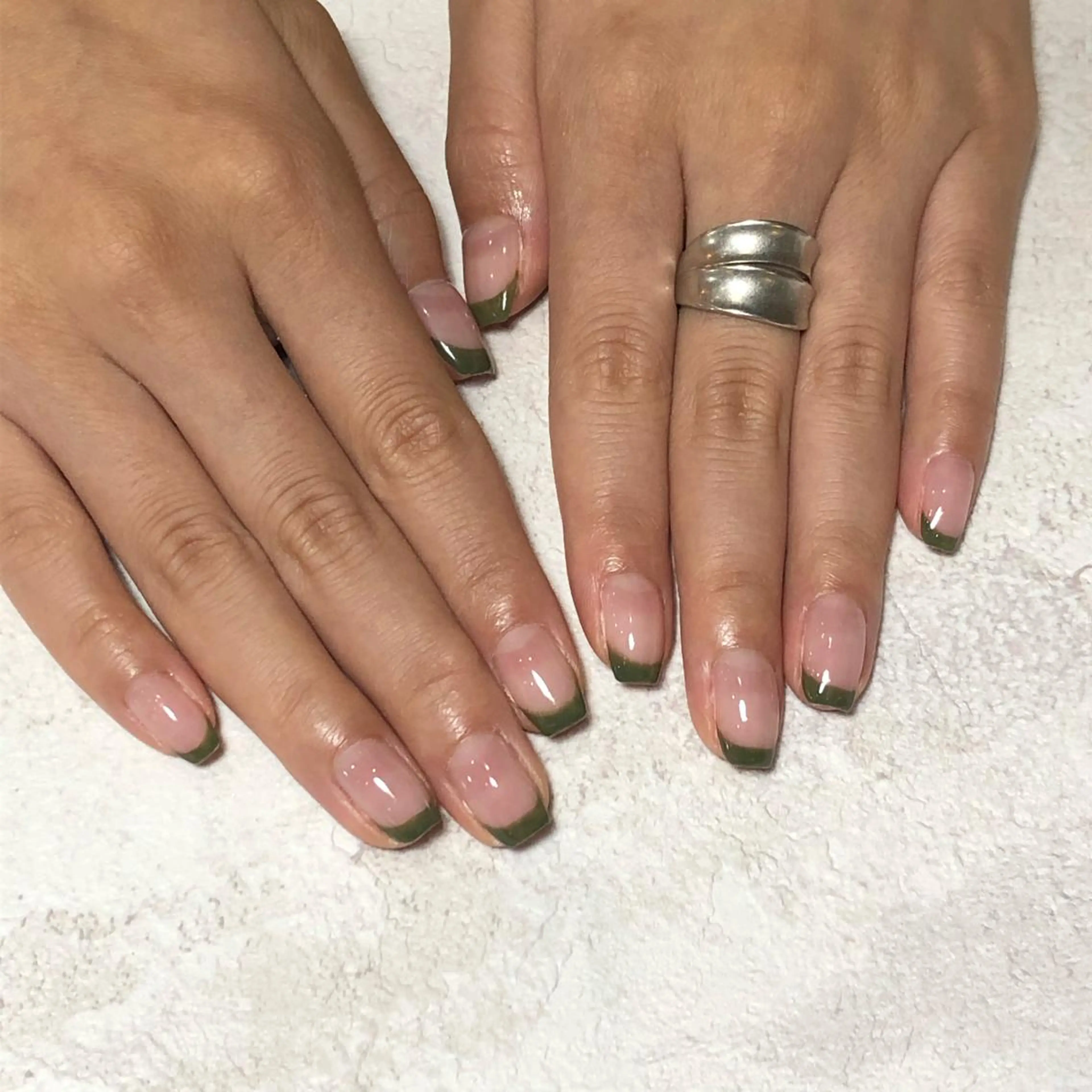 ネイル フレンチネイル スクエアネイル ハンドネイル .Etel atelier.のネイルデザイン