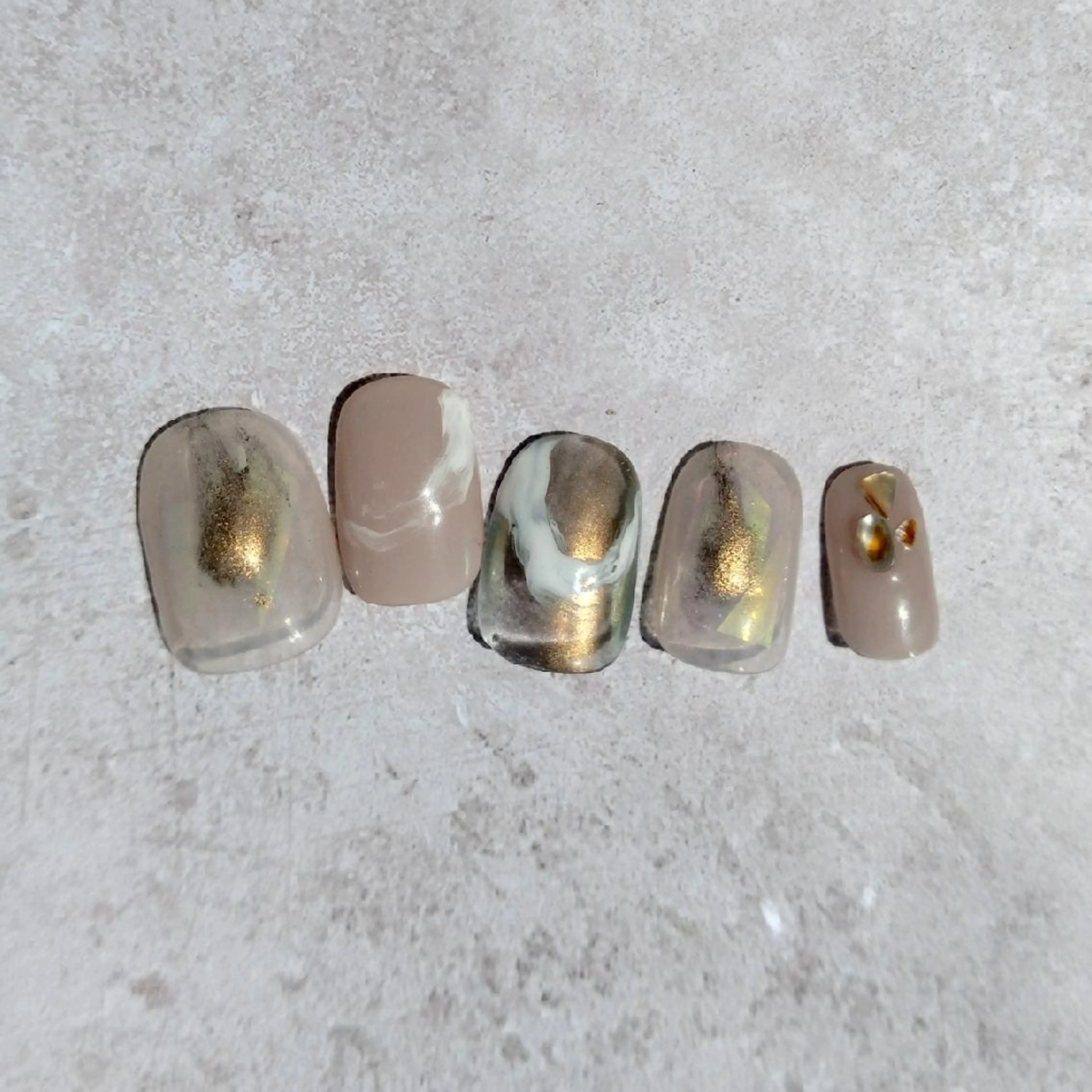 ネイル ニュアンスネイル ぷっくりネイル Nailsalon manoのネイルデザイン