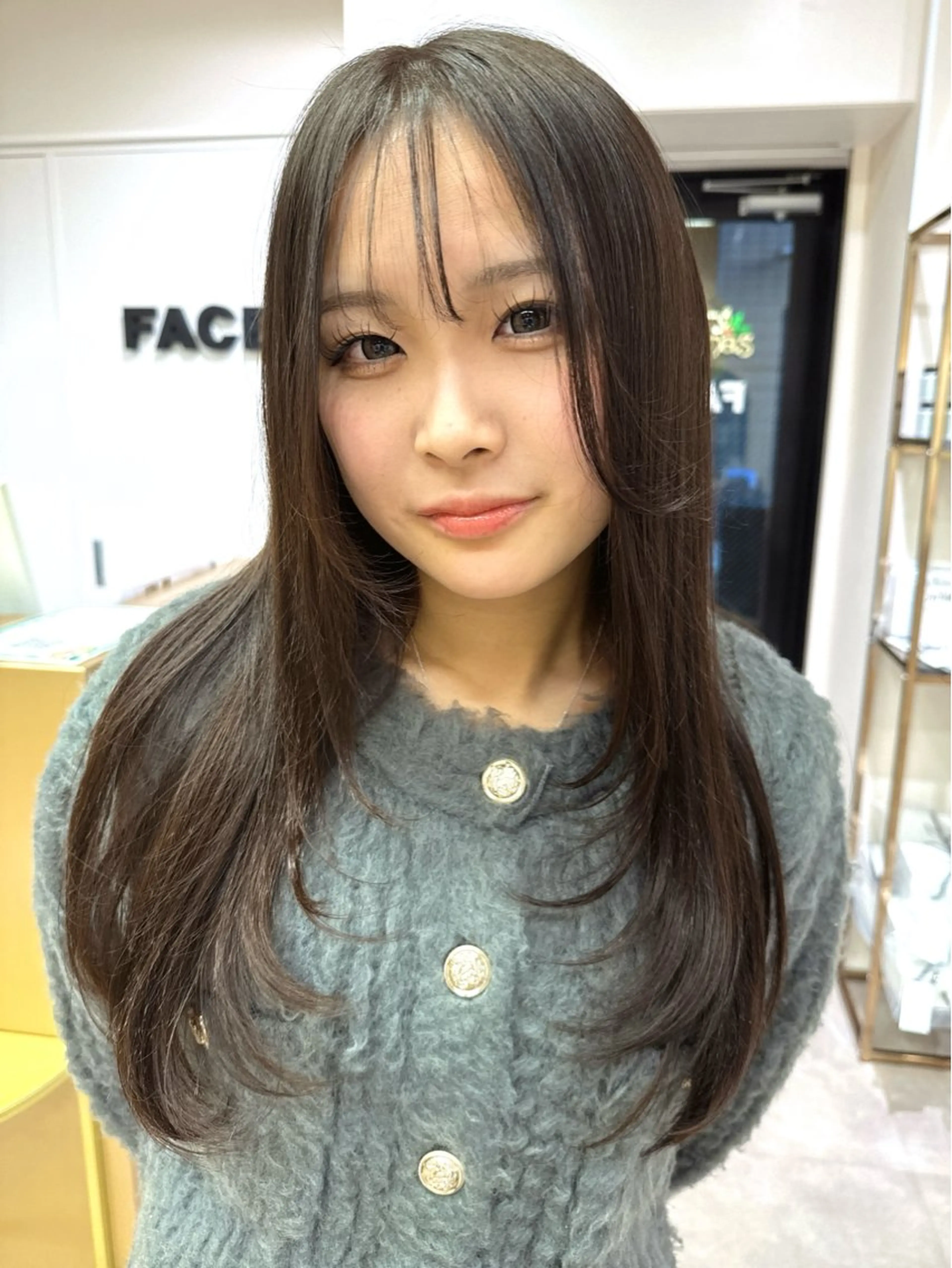 ロング カット ヘアカラー レイヤー✂️ ハイトーン💖モテ髪のヘアスタイル