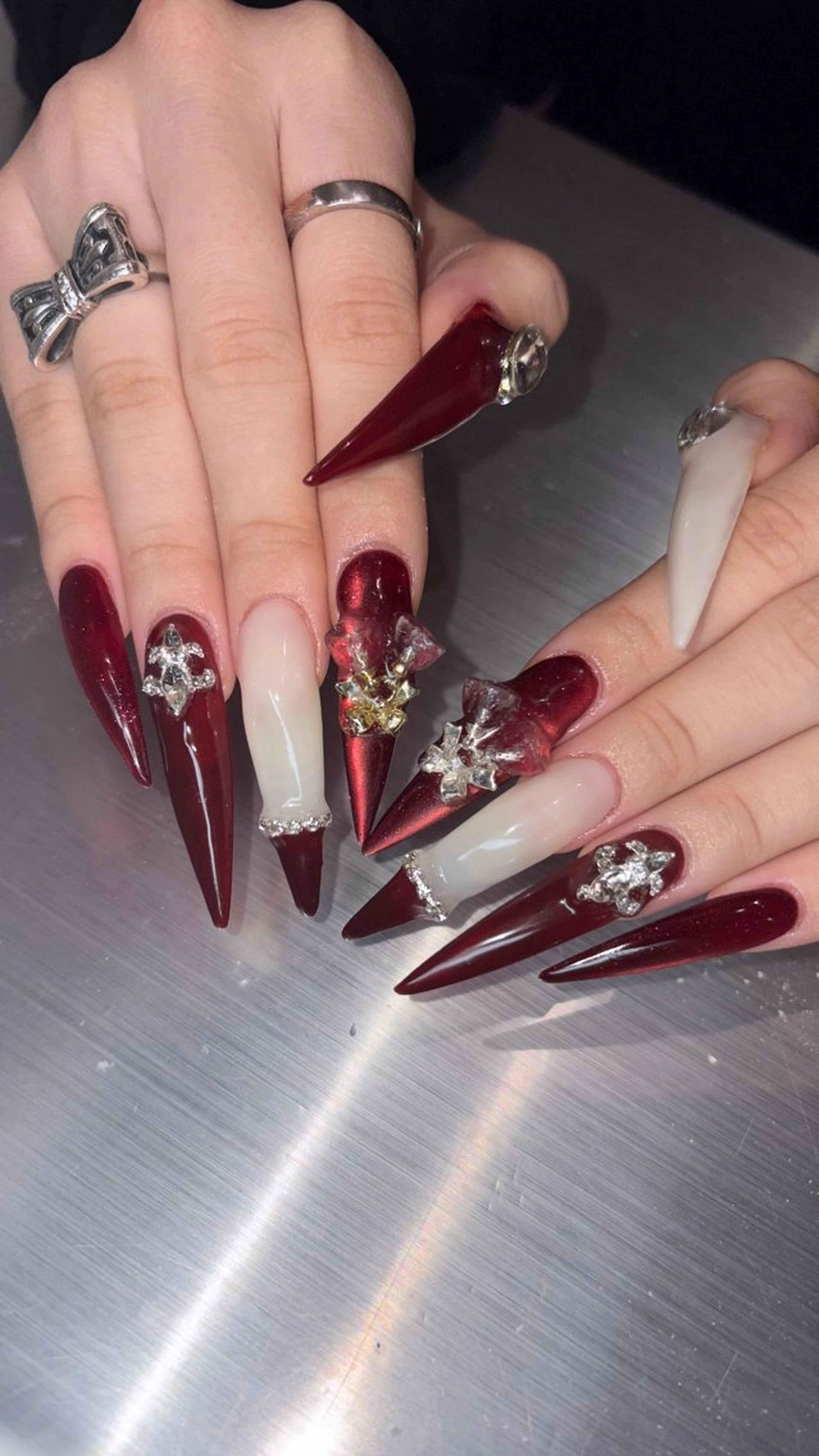 ネイル ハンドネイル 👽個性派ネイル🎀 komachiのマツエク・マツパデザイン