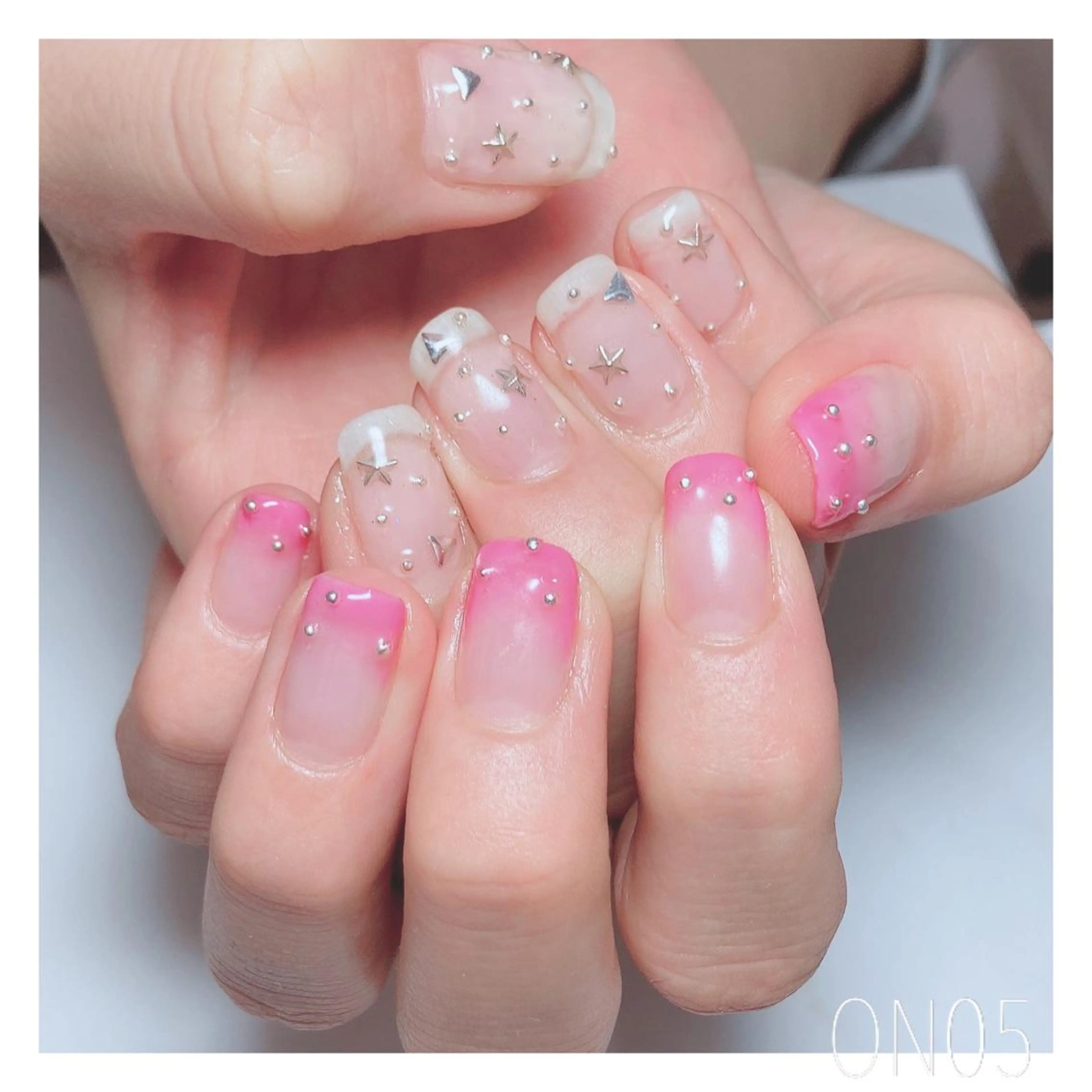 ネイル 園 寛子 （ネイリスト）のネイルデザイン