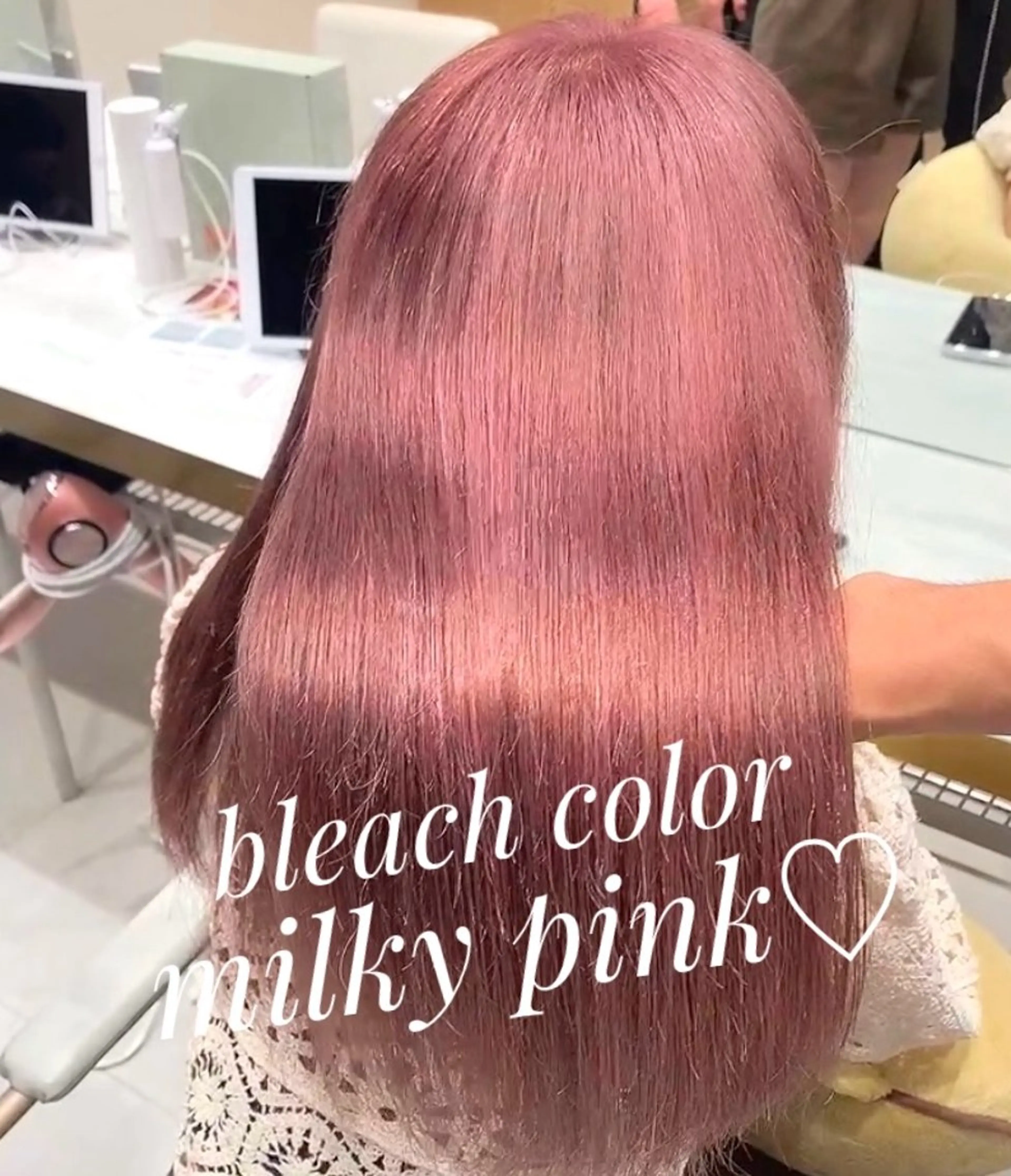 ミディアム カラー ヘアカラー トリートメント ヘッドスパ ヘアセット 韓国ヘア/レイヤー/ 顔まわり/りょーとのヘアスタイル