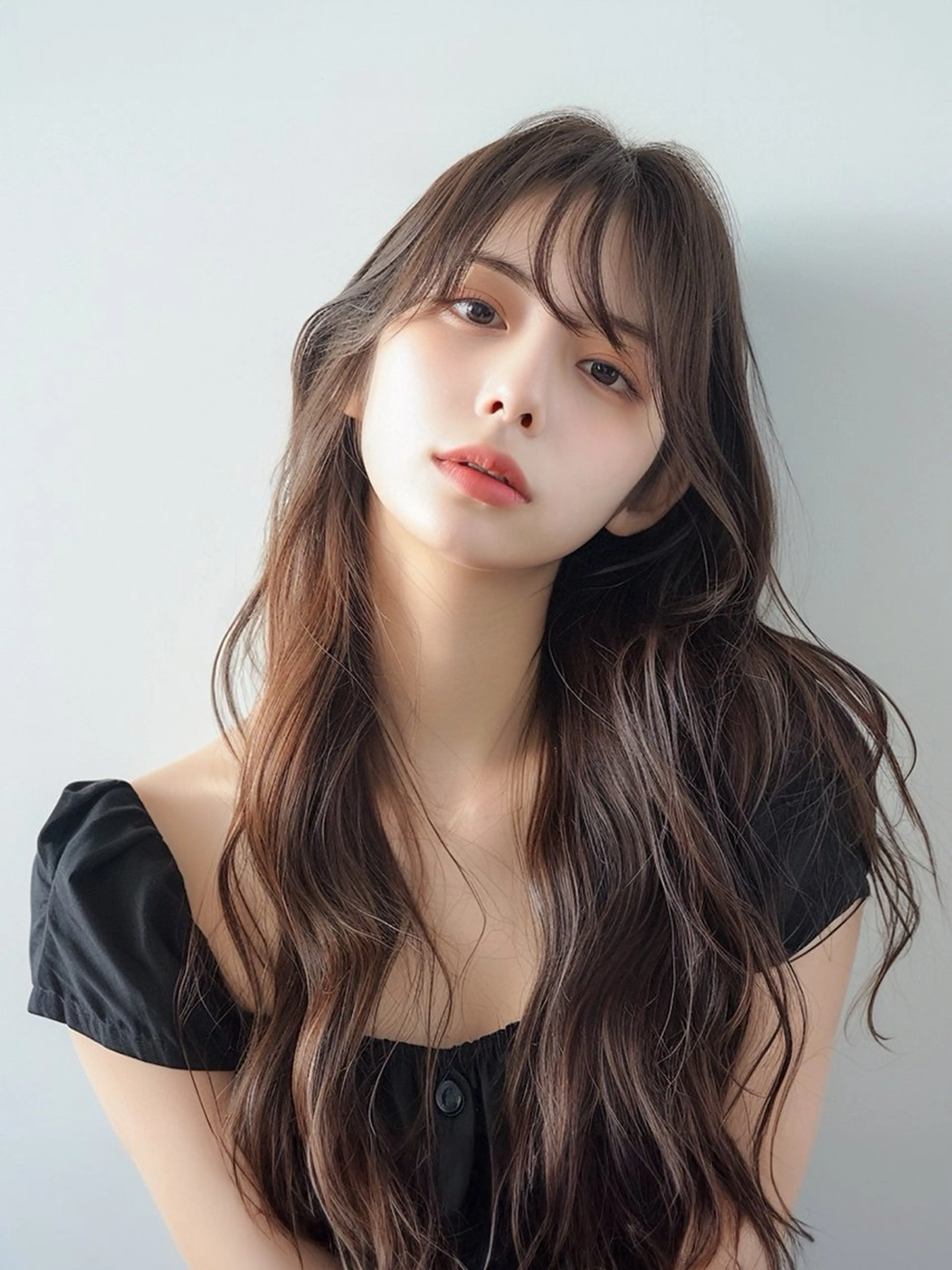 ロング カラー パーマ ヘアアレンジ ベージュカラー ブリーチ 透明感カラー グレージュ ラベンダーカラー GO TODAY SHAiRE SALON所属・韓国レイヤー🪞/ 透明感🫧/コウヘイのヘアスタイル