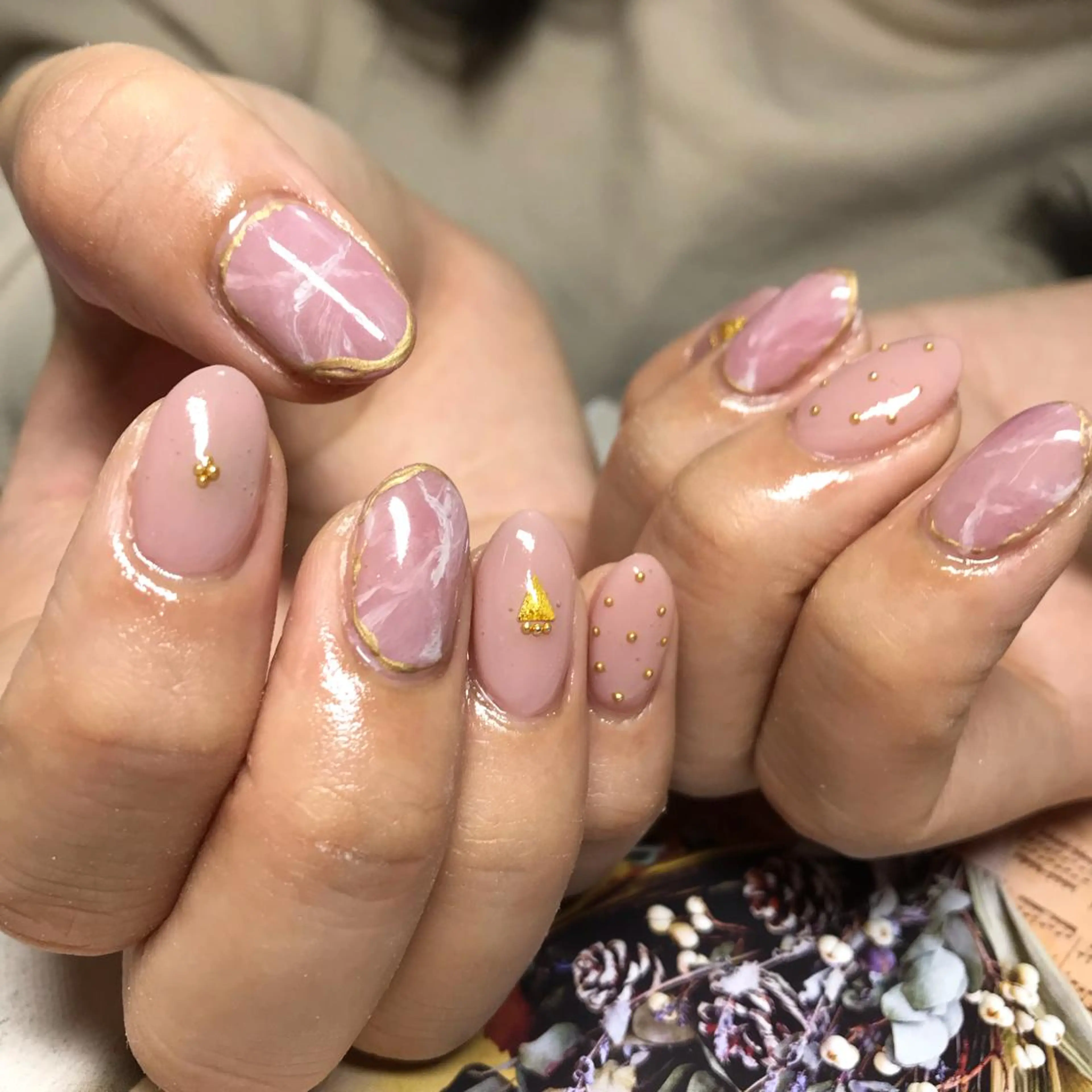 ネイル アートネイル 【カメレオン】 上村 祥子のヘアスタイル