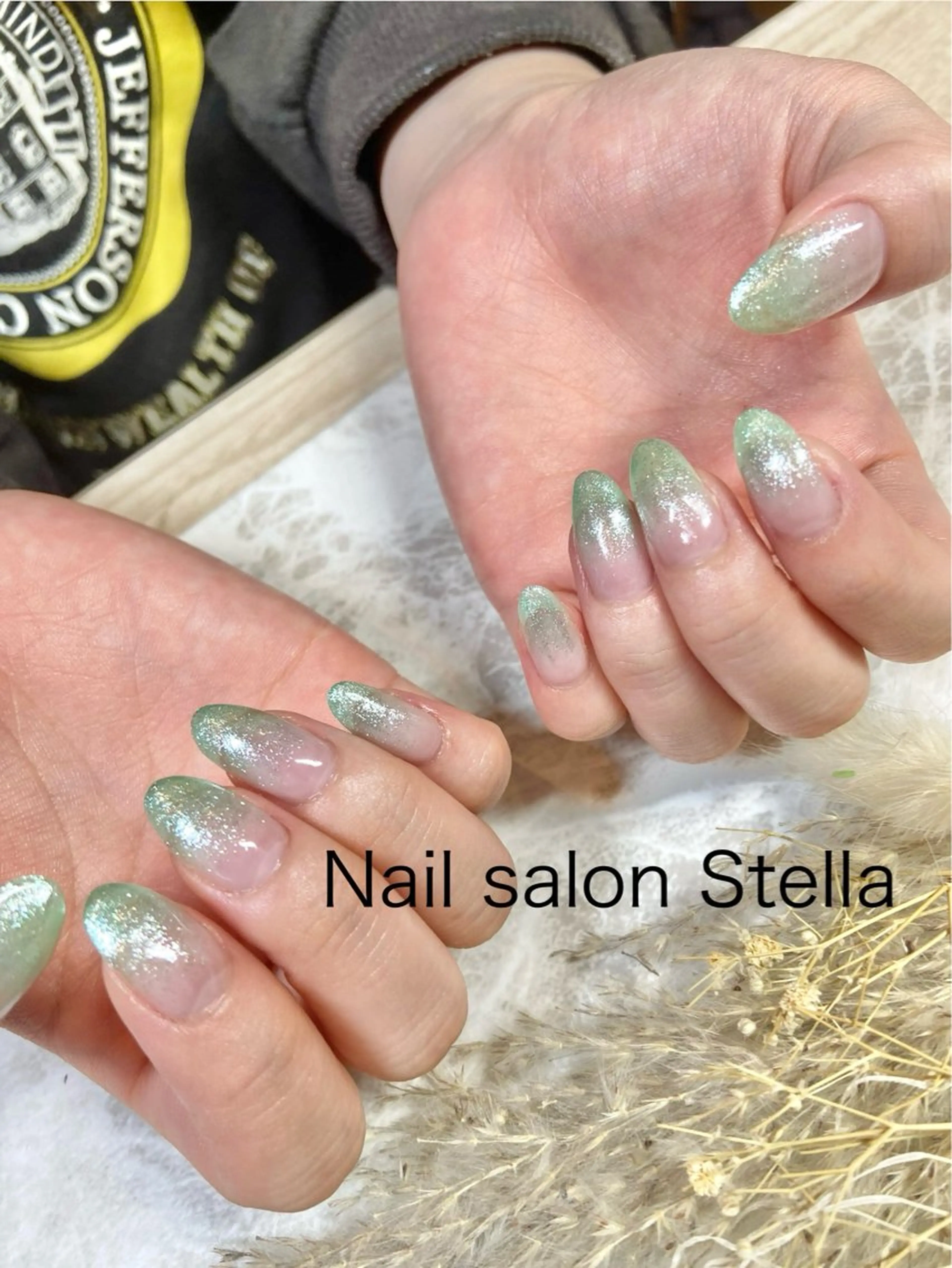 ネイル グリーン ラメ(グリッター) ラメグラデーション 夏ネイル ネイルサロン ステラのネイルデザイン
