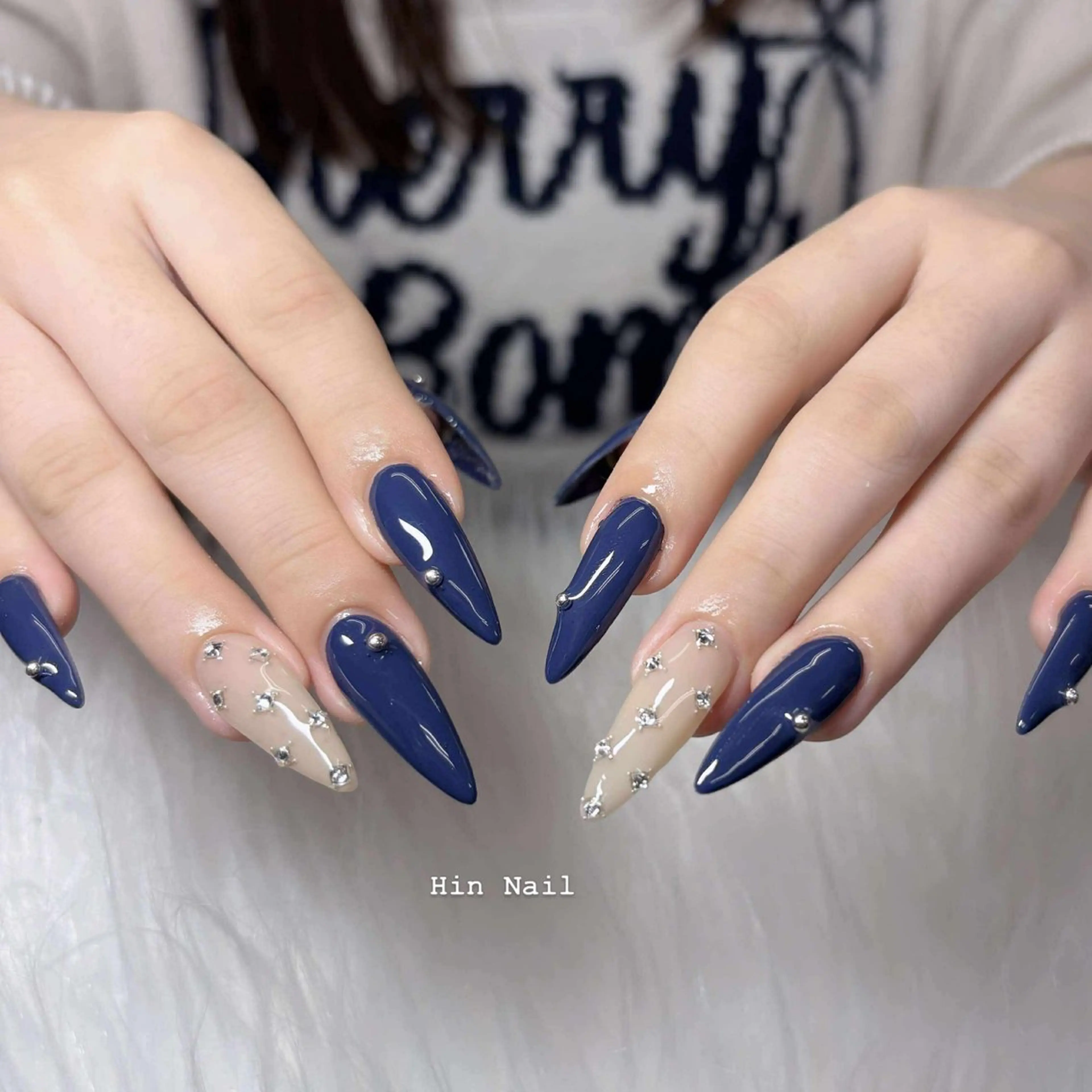 ネイル ハンドネイル HIN NAILのネイルデザイン