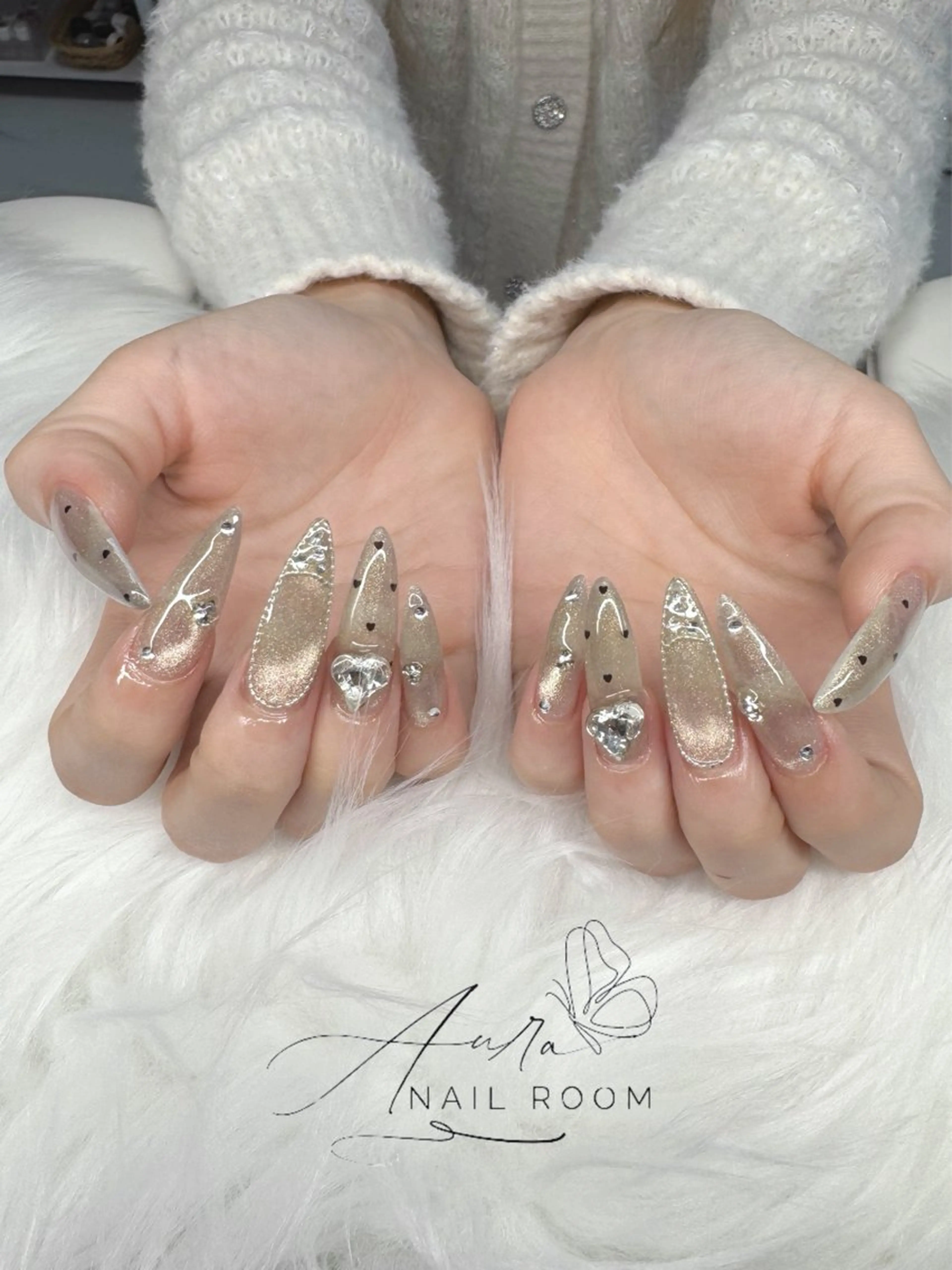 ネイル Aura nail room所属・Lu naのネイルデザイン