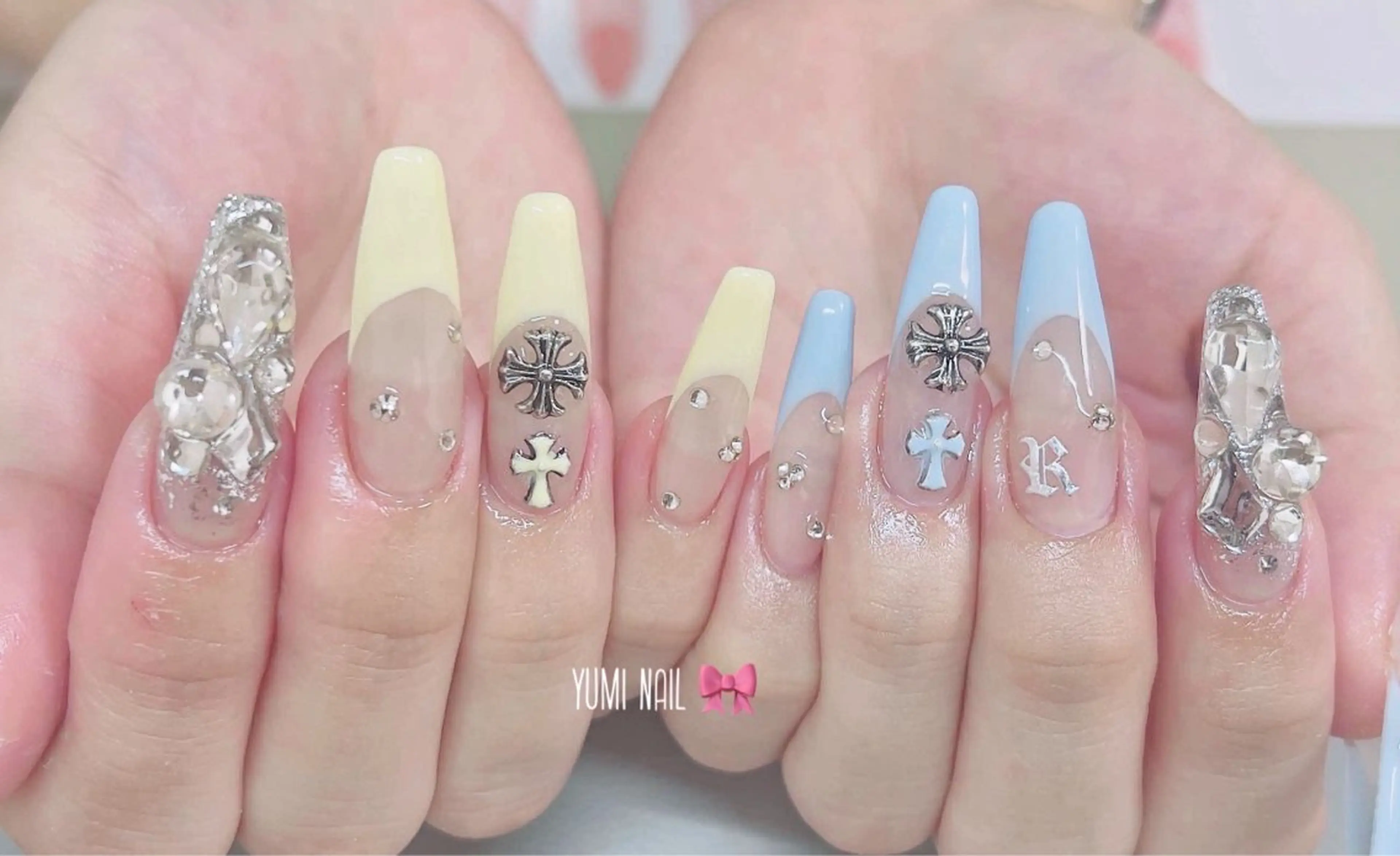 ネイル ハンドネイル 𝐲𝐮𝐦𝐢🎀 長さ出しデザイン専門のネイルデザイン