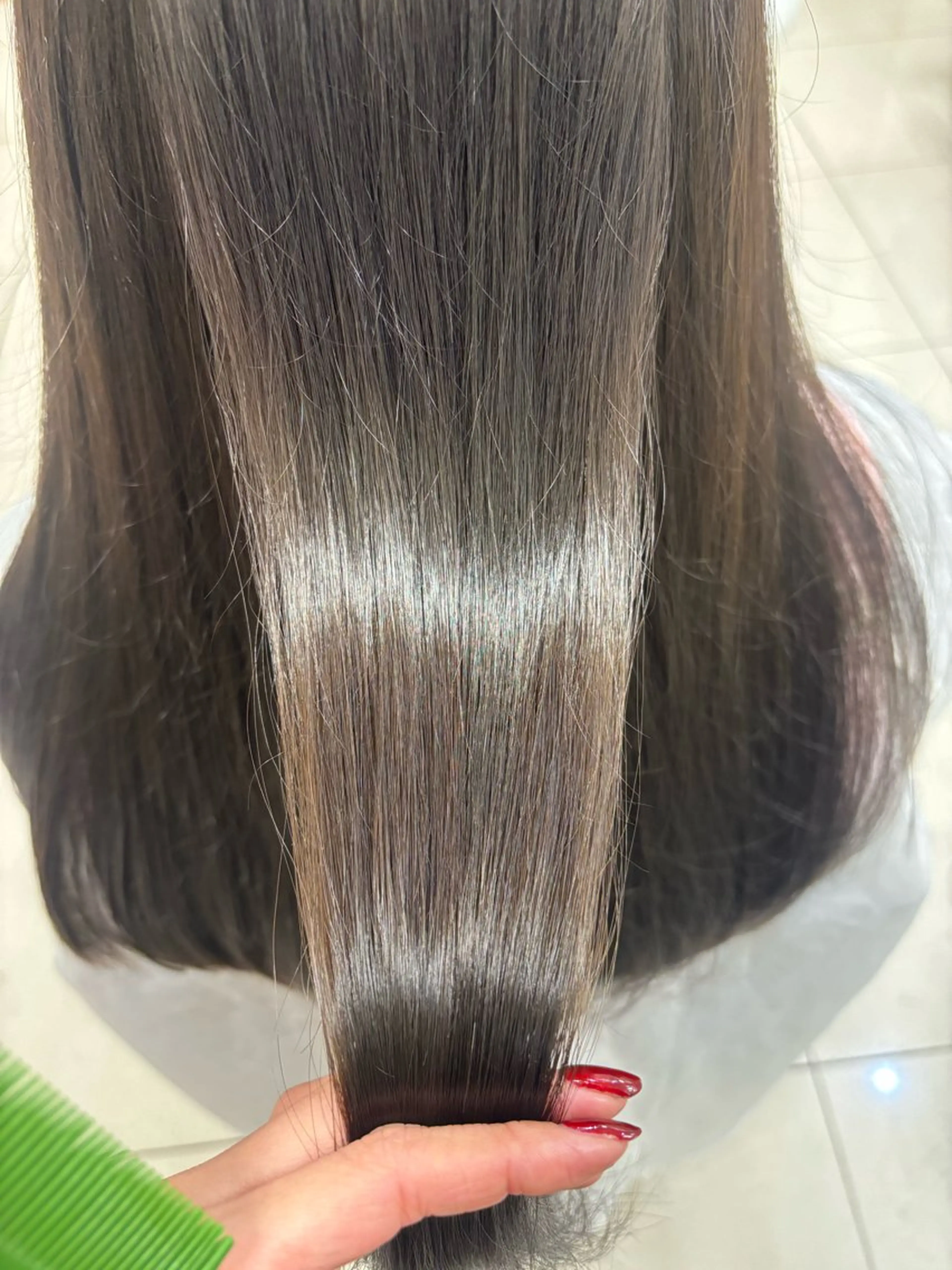 ロング カラー カット ヘアカラー 山内 桜のヘアスタイル