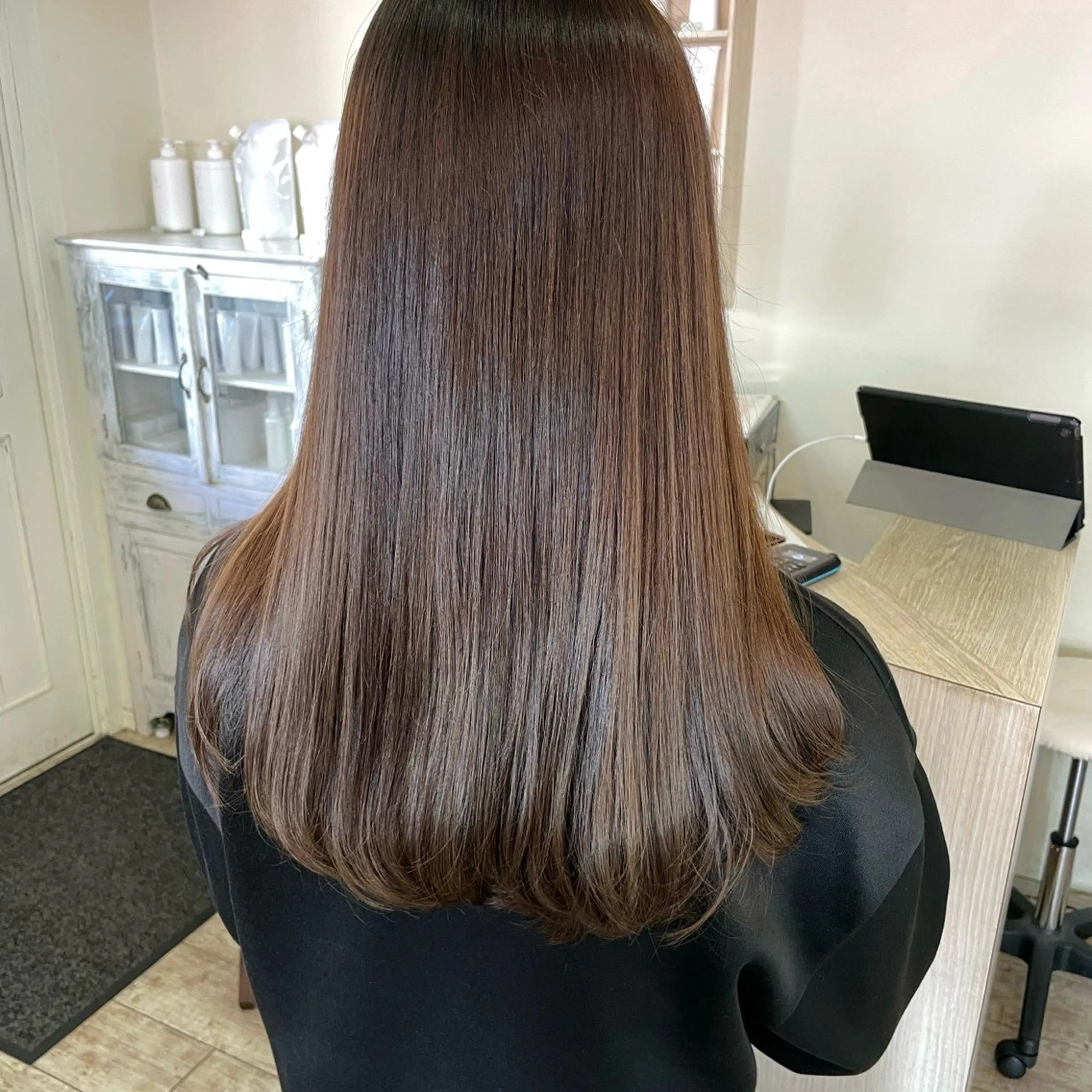 セミロング カット ヘアカラー トリートメント 【髪質改善】 Wakanaのヘアスタイル