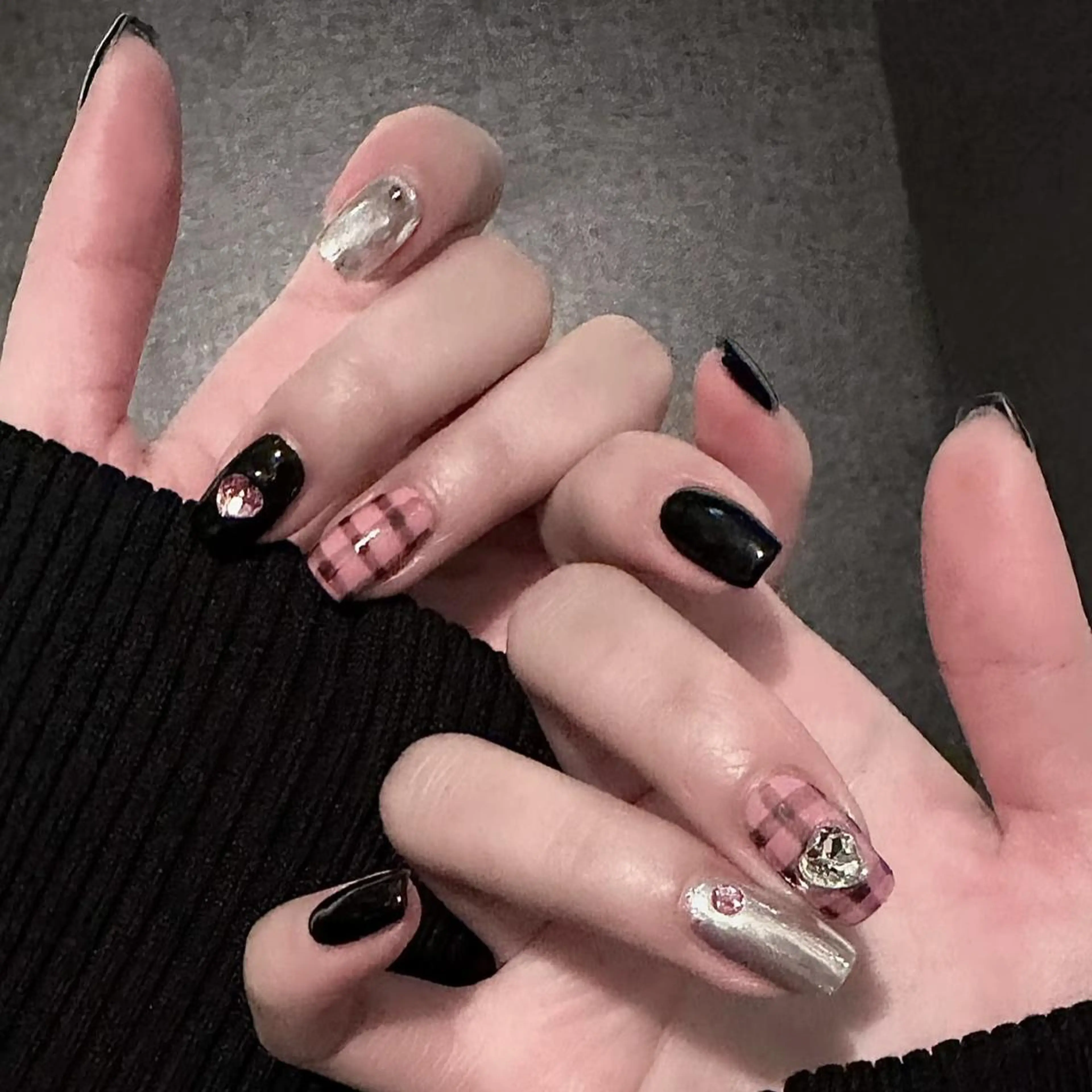ネイル ハンドネイル 🎀 NaNa_nailのネイルデザイン