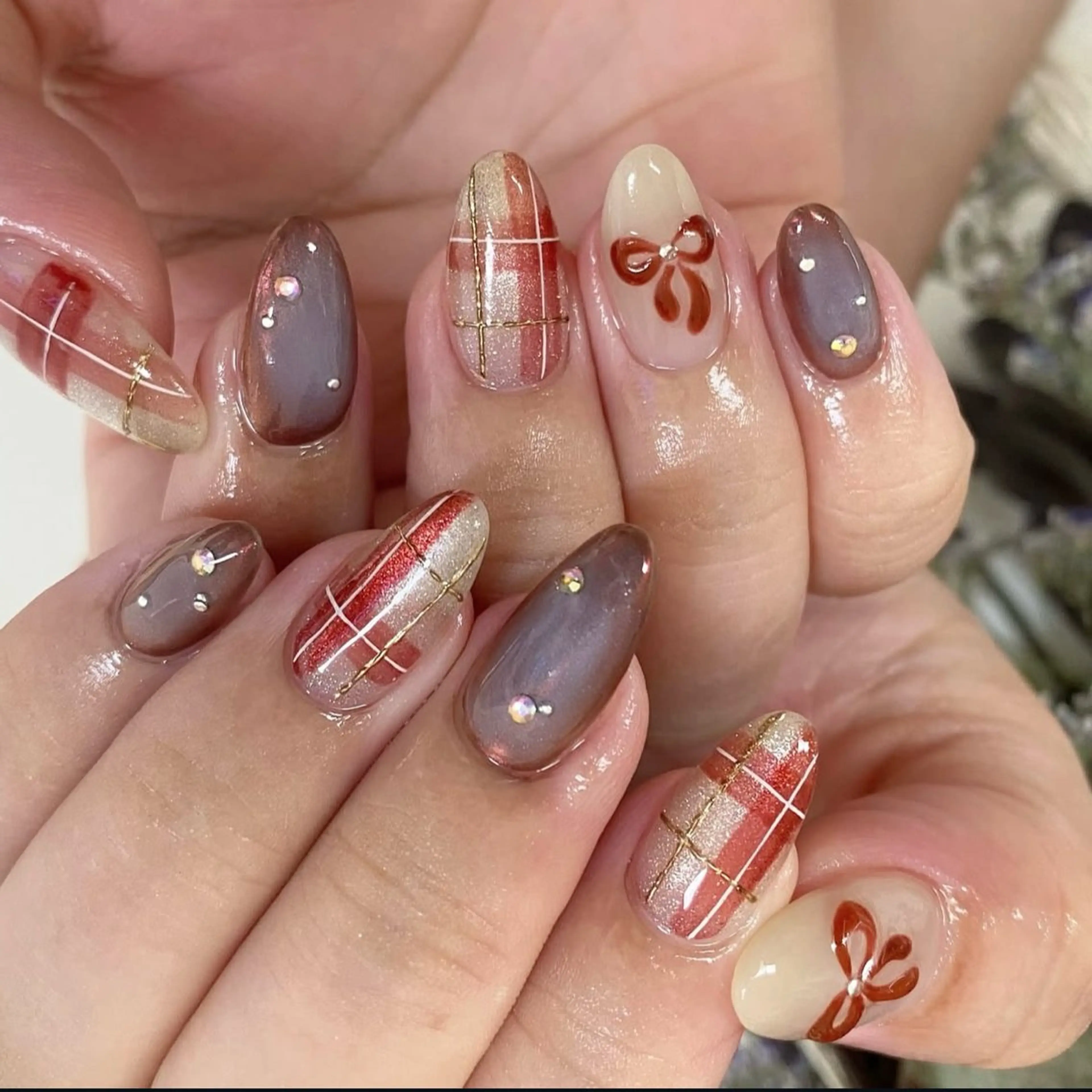 メンズ ネイル メンズ韓国風 アートネイル フレンチネイル ジェルネイル キラキラネイル ハンドネイル Bloom スカルプ専門店のネイルデザイン