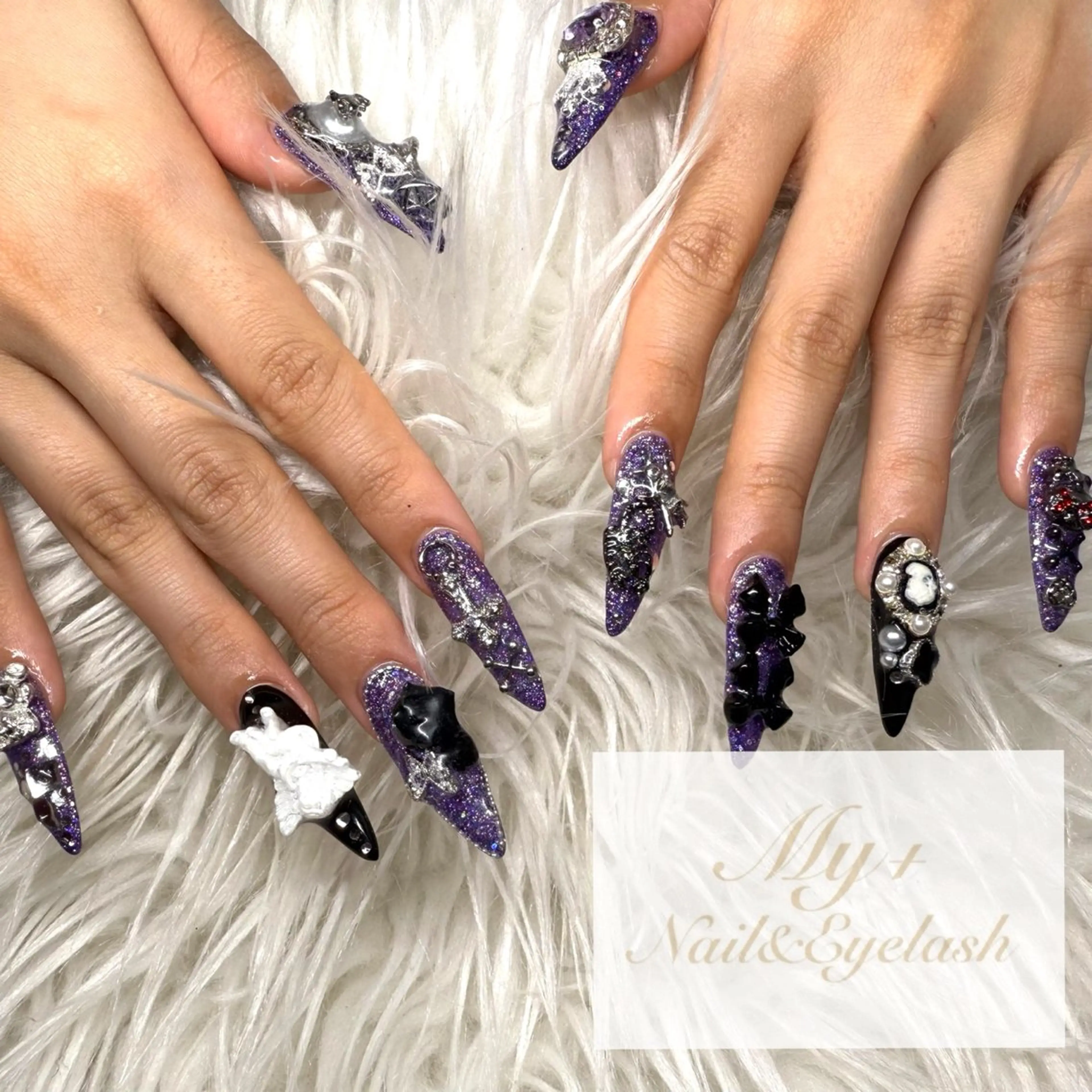 セミロング ハンドネイル My+ Rihoのネイルデザイン