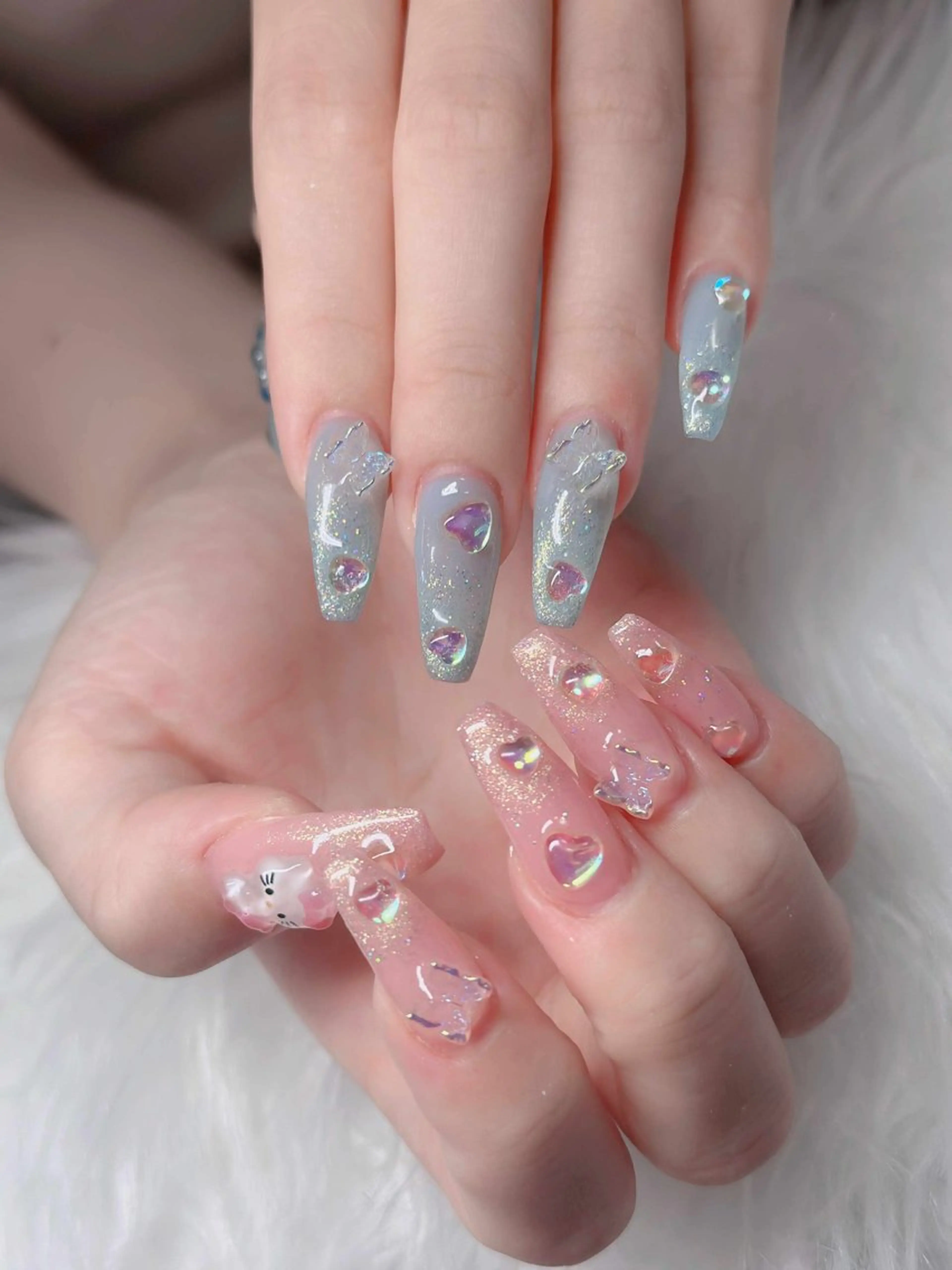 ネイル オーロラネイル フレンチネイル ジェルネイル ハロウィン キラキラネイル ハンドネイル H.baby Nail Salonのネイルデザイン