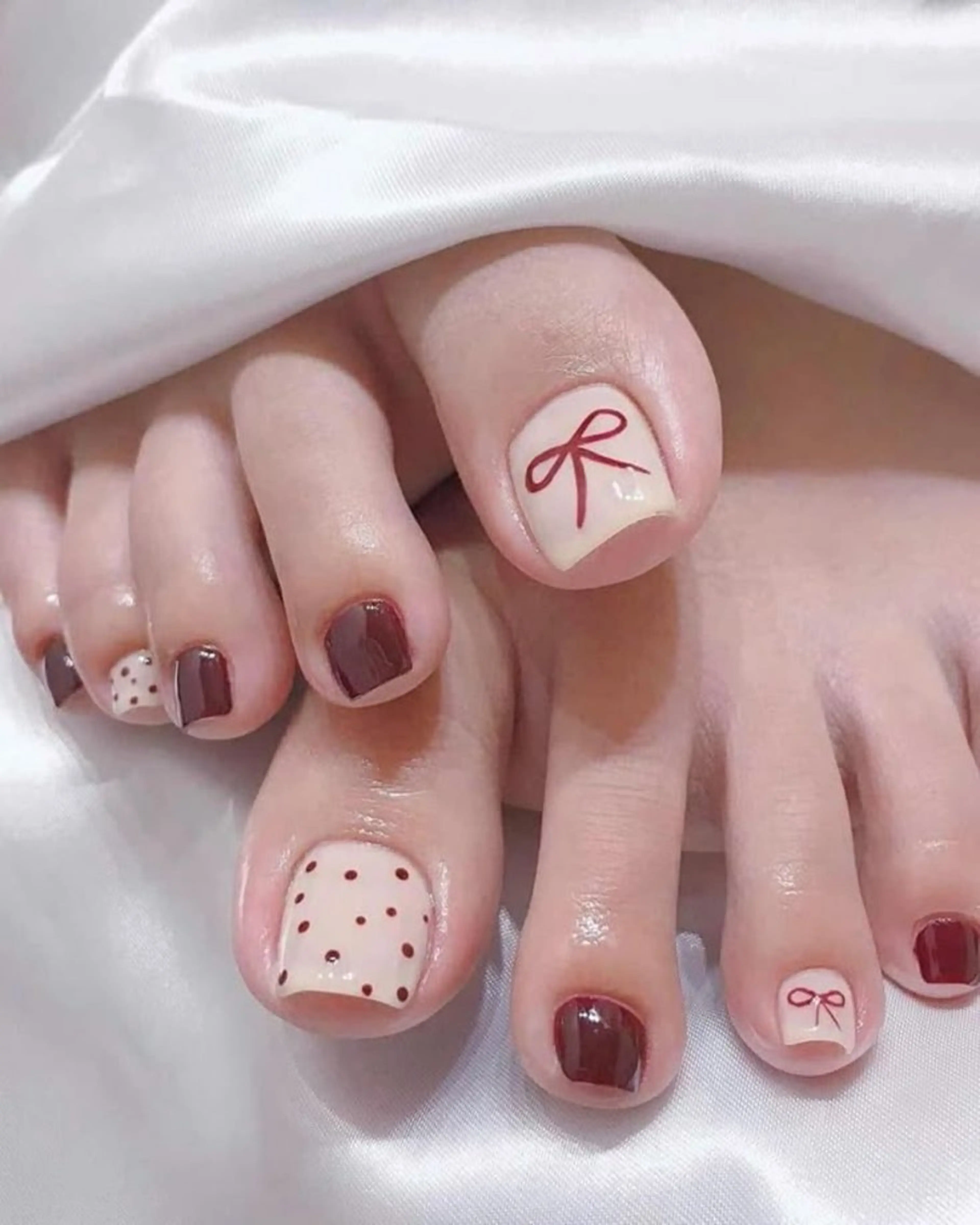 ネイル 長さ出し フレンチネイル グラデーション マグネットネイル オフィスネイル Lily Lily のネイルデザイン