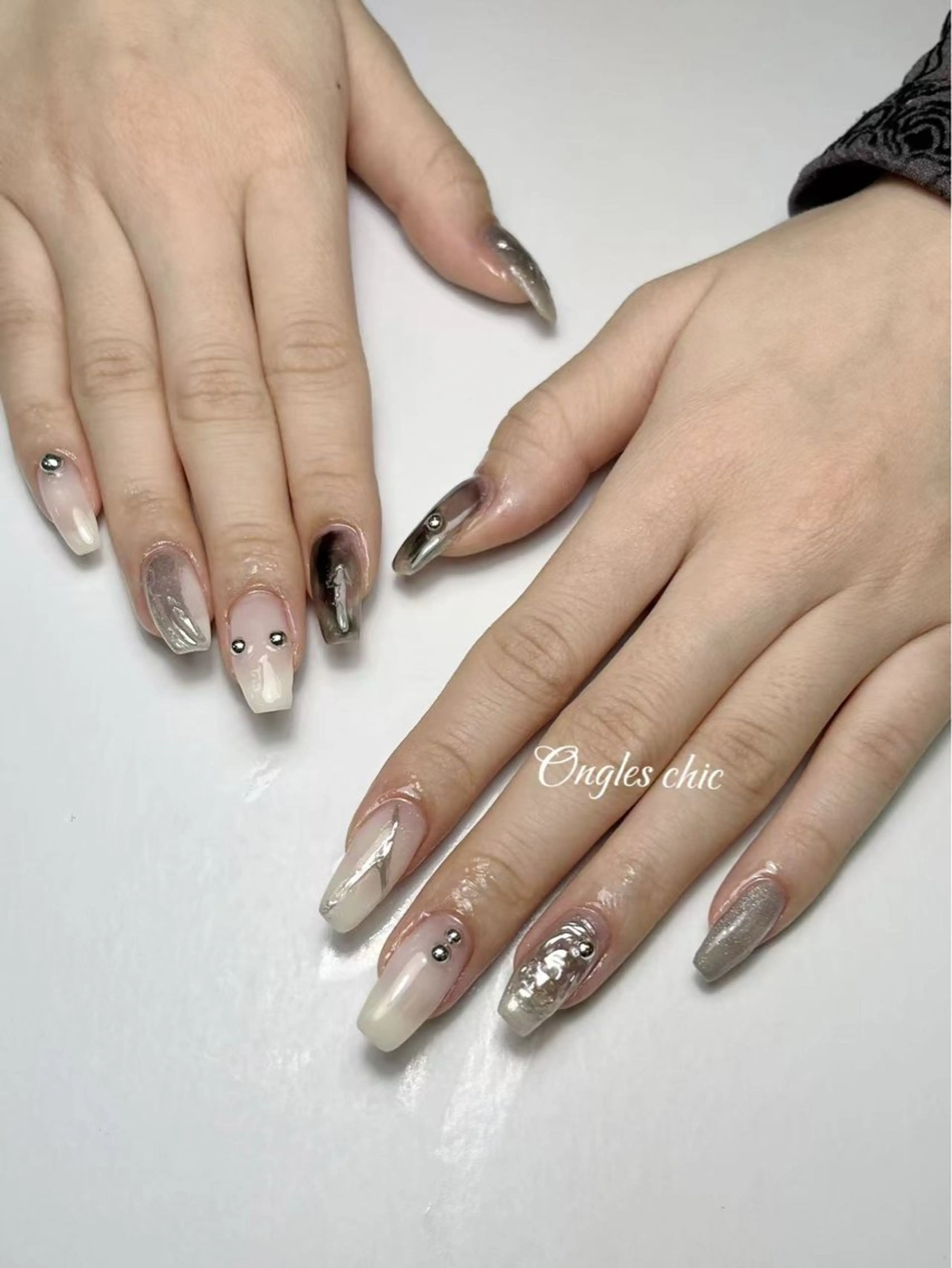ネイル ハンドネイル ongles chicのネイルデザイン