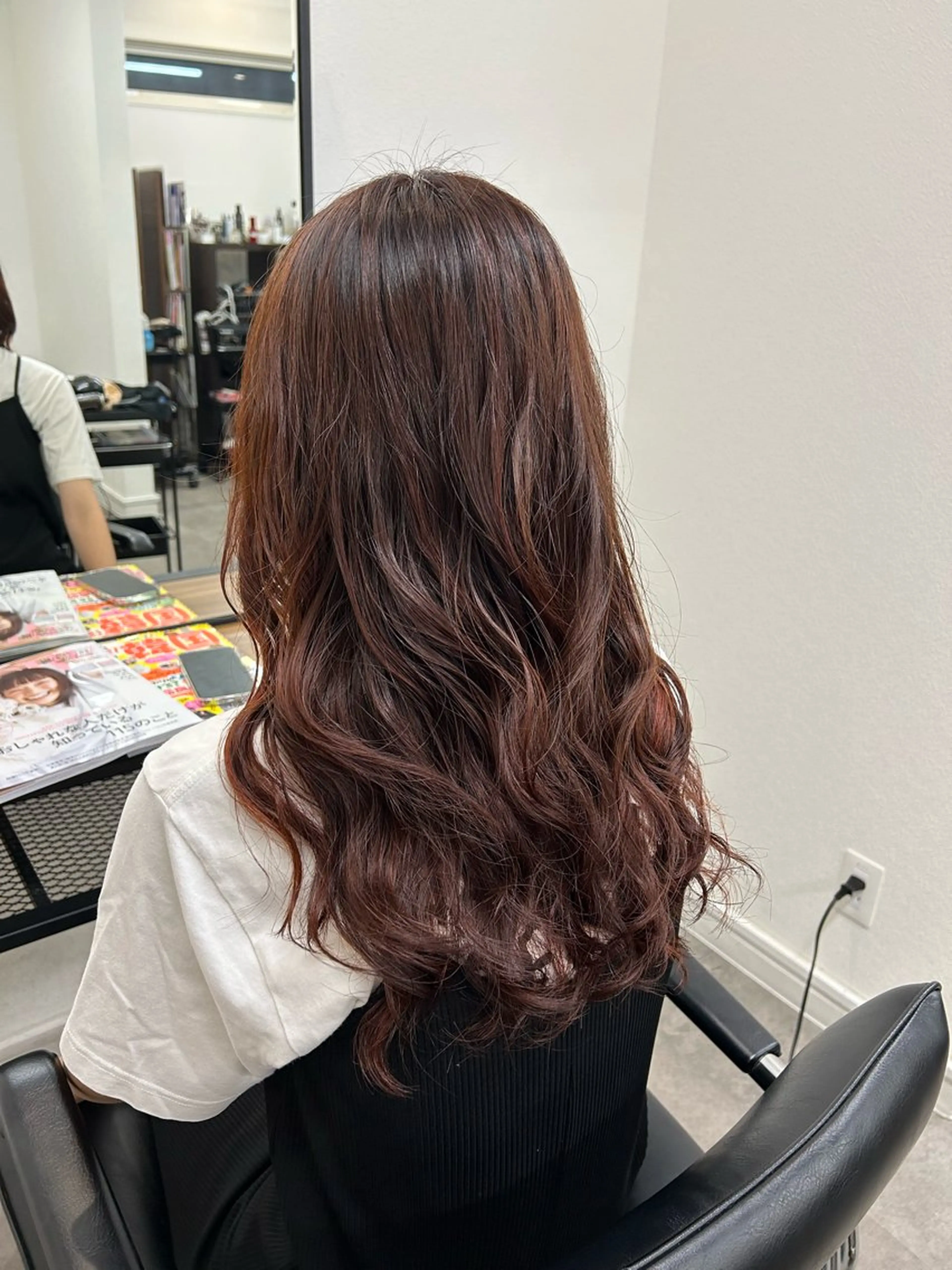 ロング カラー パーマ ﾖｼﾀﾞ ﾕｶのヘアスタイル