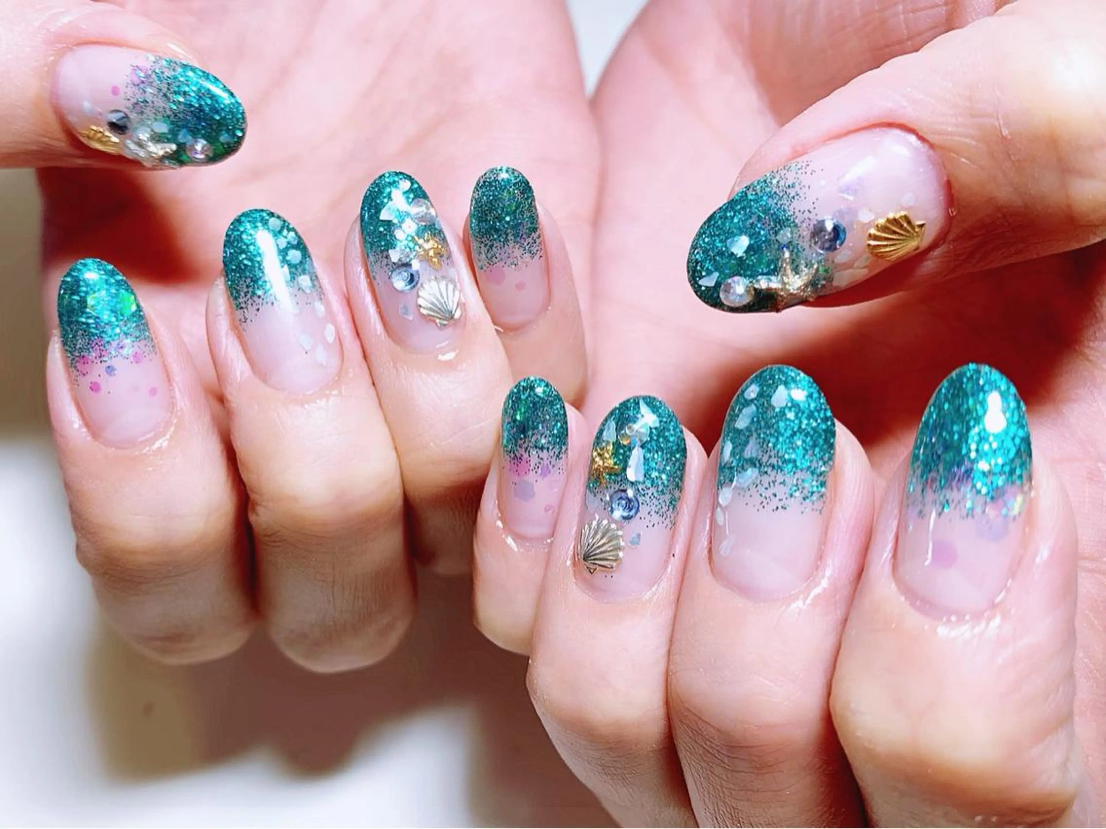 ネイル 吉澤 圭のネイルデザイン