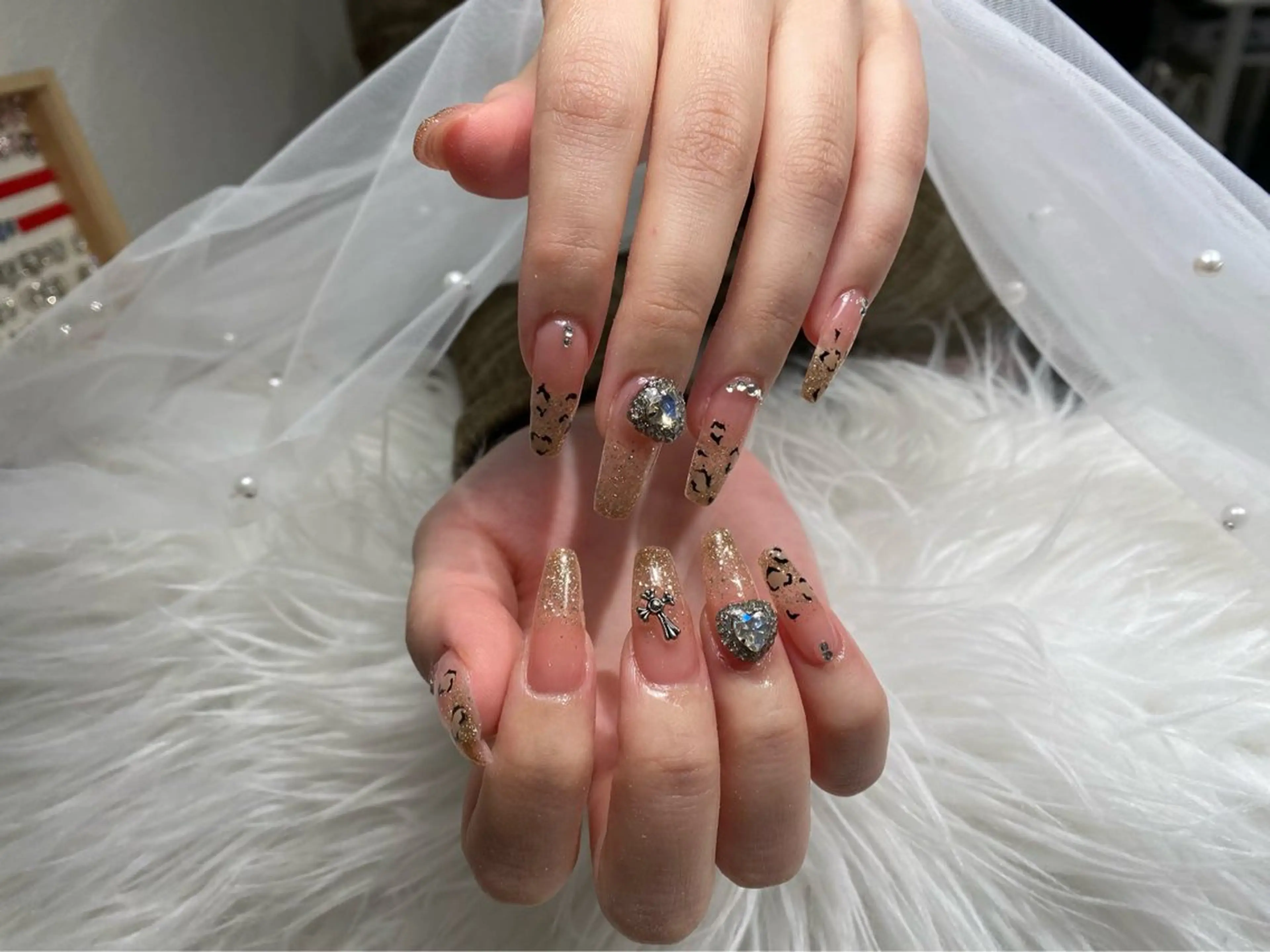 ネイル ハンドネイル 🌈 Laule'aのネイルデザイン