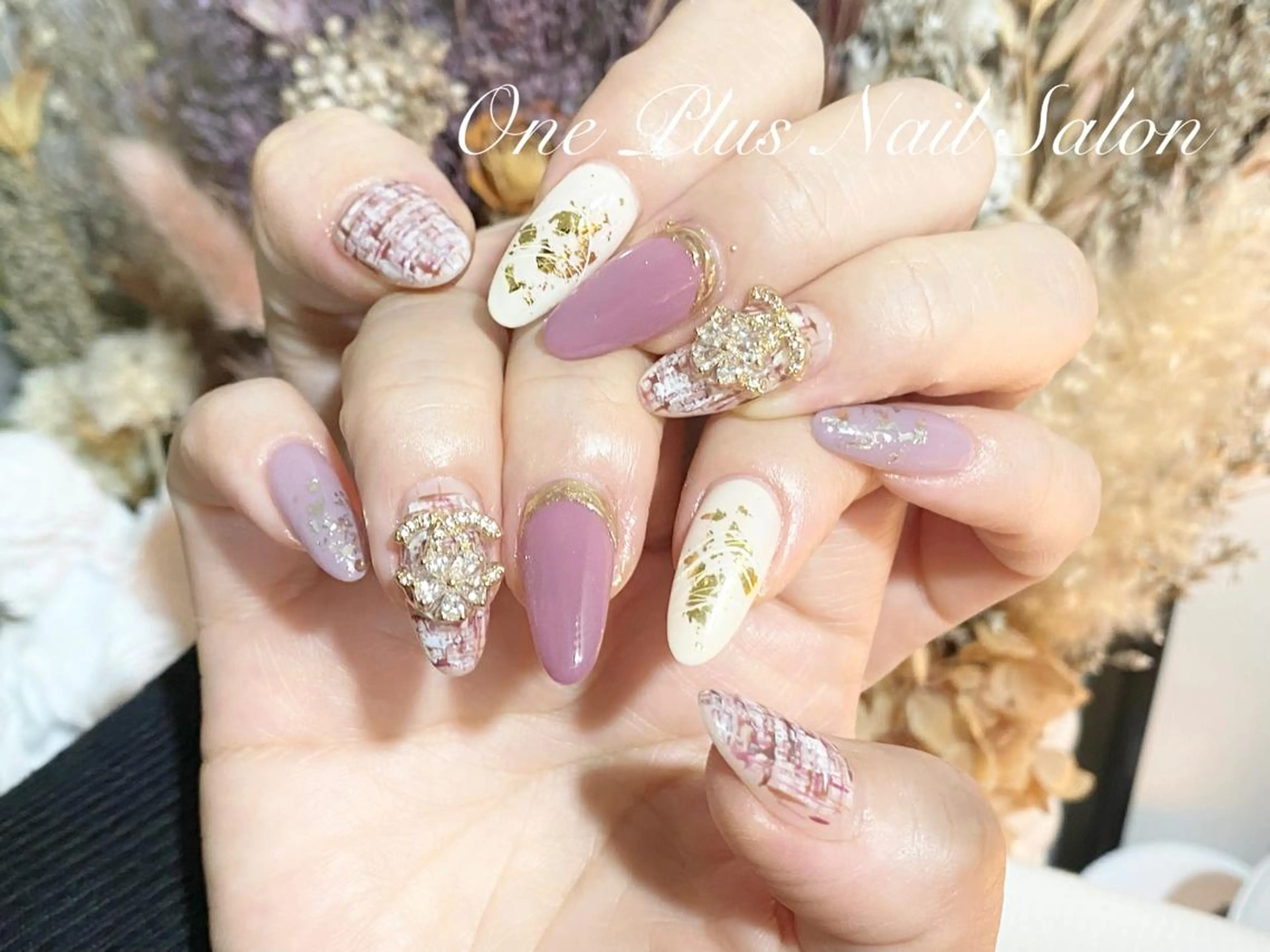 ネイル One Plus Nail Salonのネイルデザイン