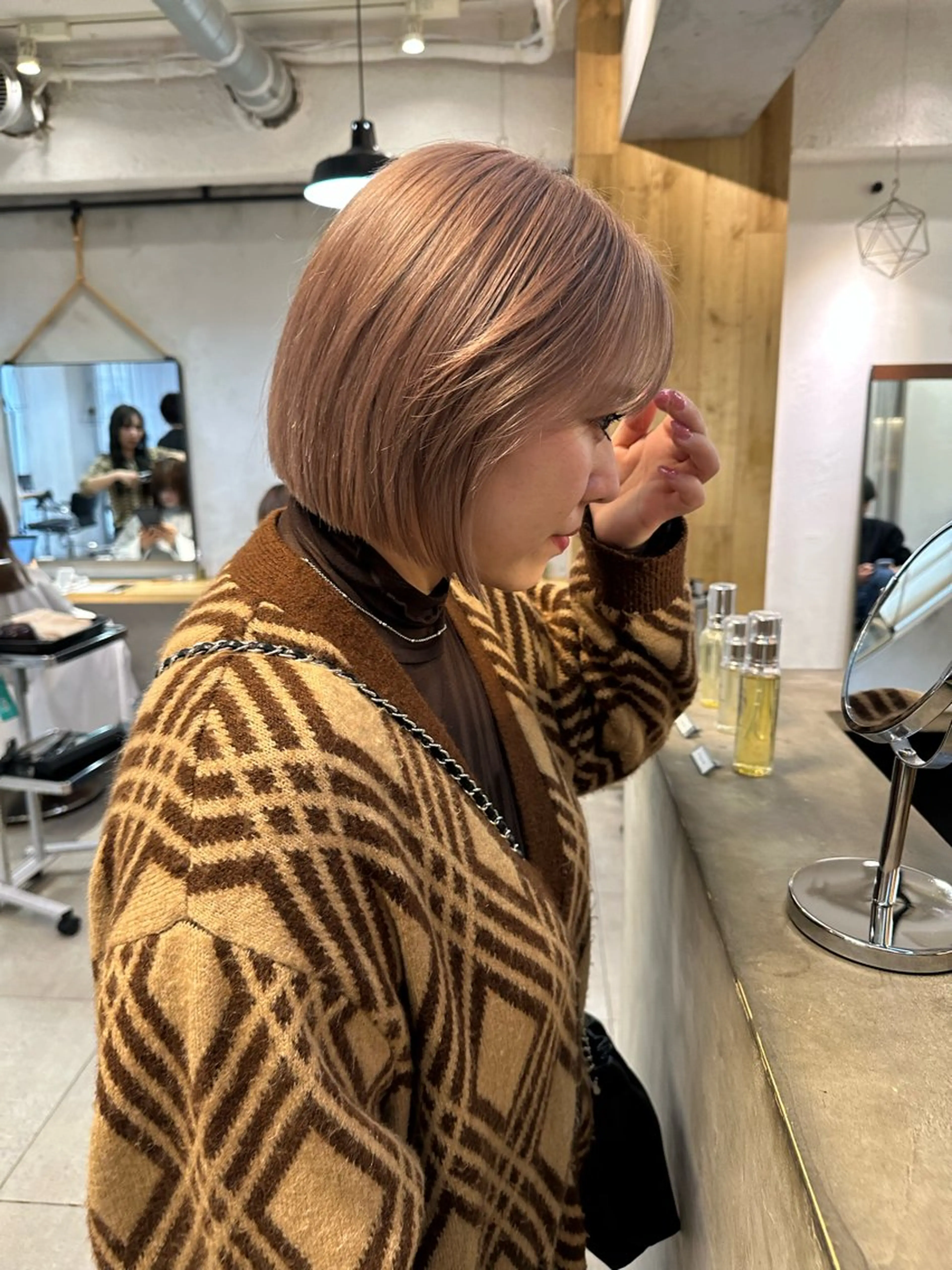 ショート カラー ベージュカラー ブリーチ ハイトーンカラー ブリーチなしカラー ピンクカラー カット ヘアカラー トリートメント REINA☁️透明感 カラー/ぷつっと♡のヘアスタイル