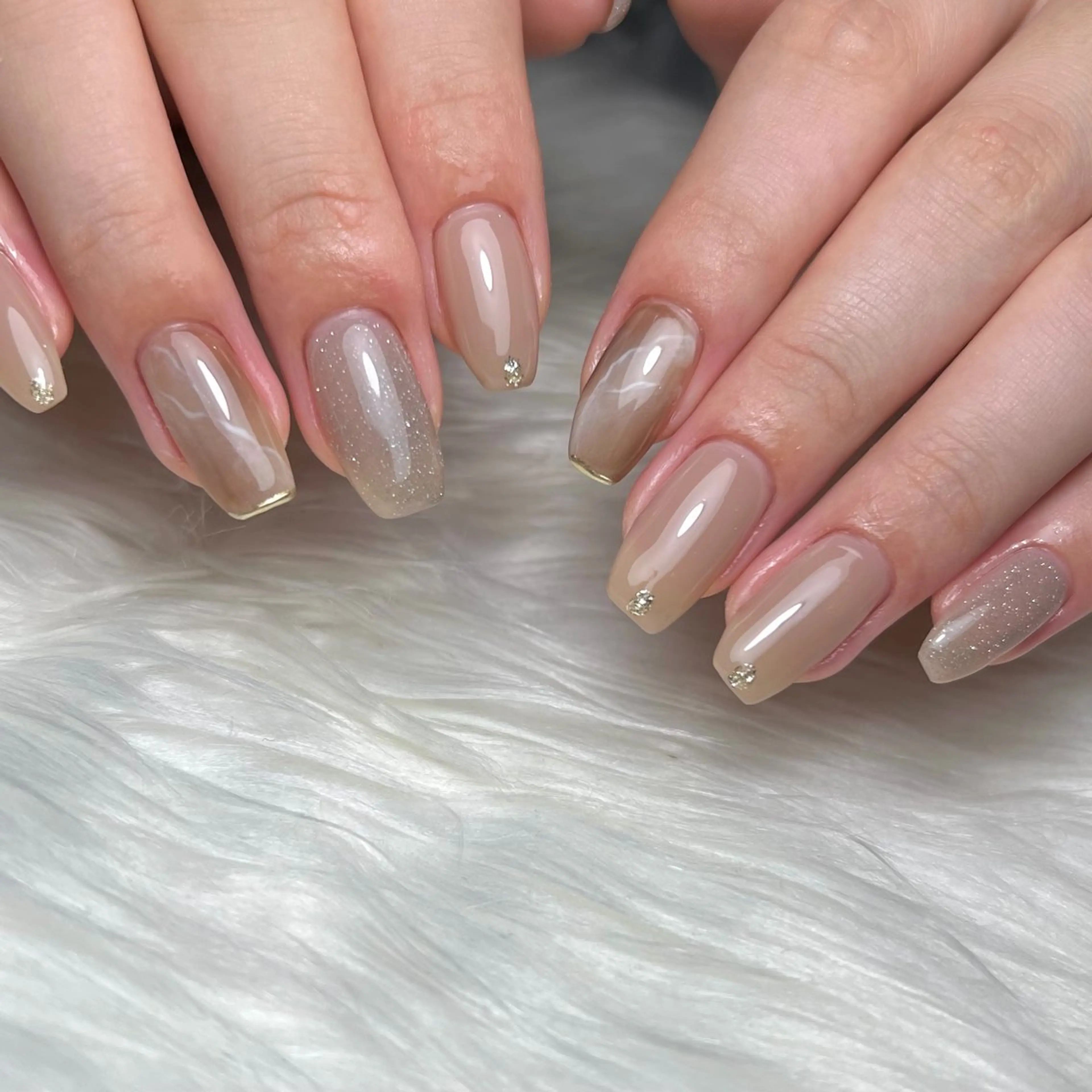 ネイル ハンドネイル vary clue所属・nailist🌻 YUKARIのネイルデザイン