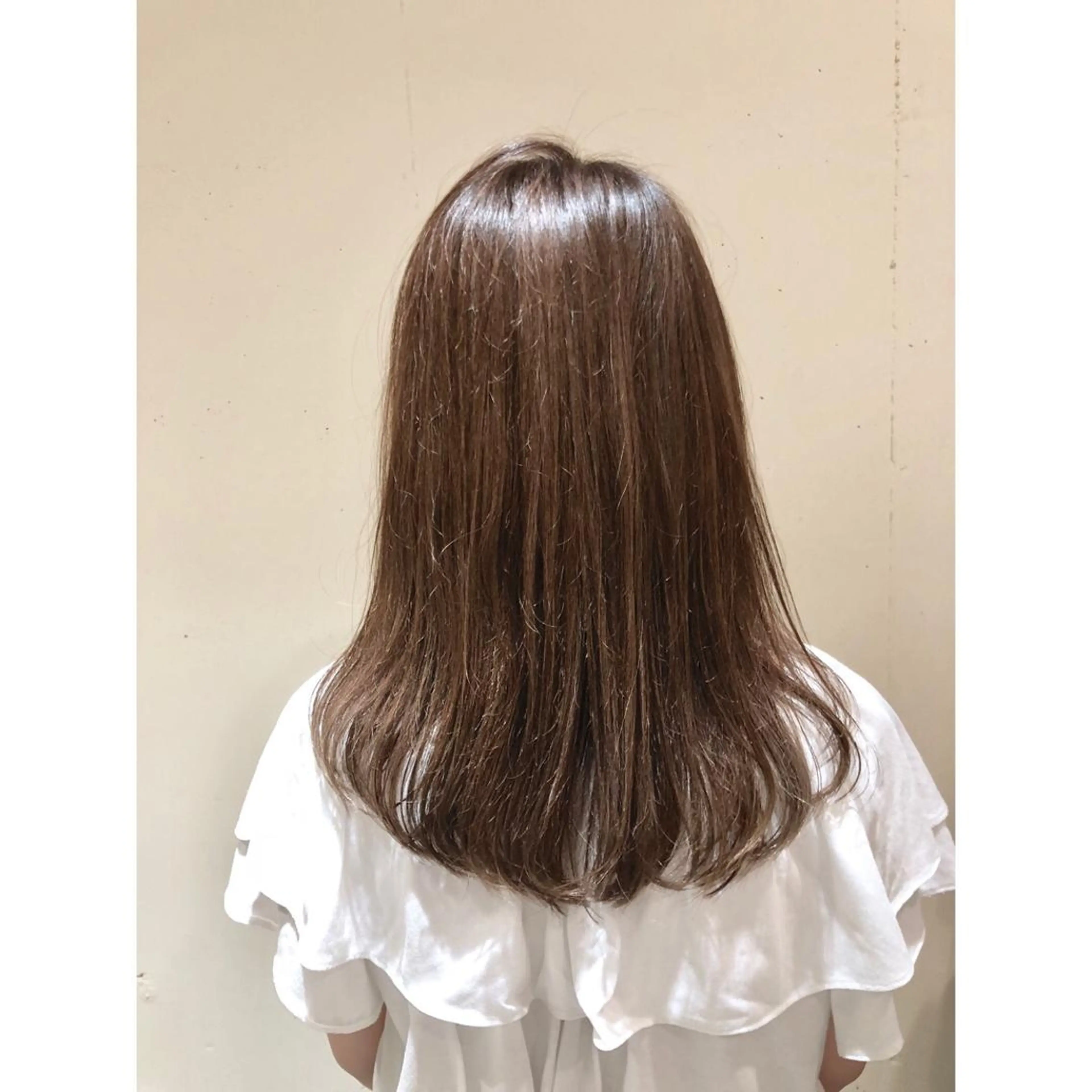 セミロング カラー パーマ ヘアアレンジ ベージュカラー ブリーチ ブラウンカラー 透明感カラー グラデーションカラー 【ツヤ髪美容師】 ツダケイスケのヘアスタイル