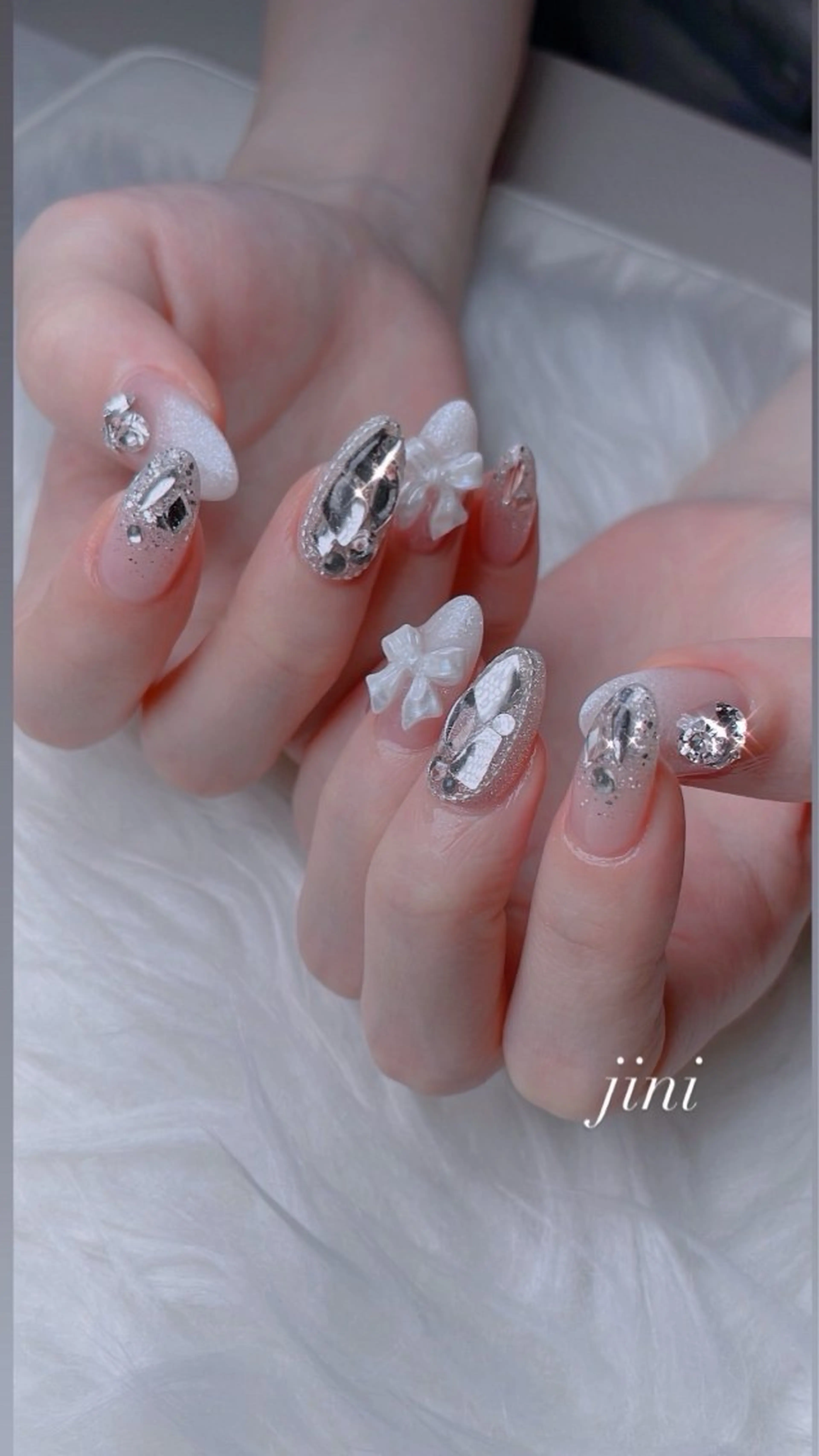 ネイル JINI NAIL所属・ジニ ネイルのネイルデザイン