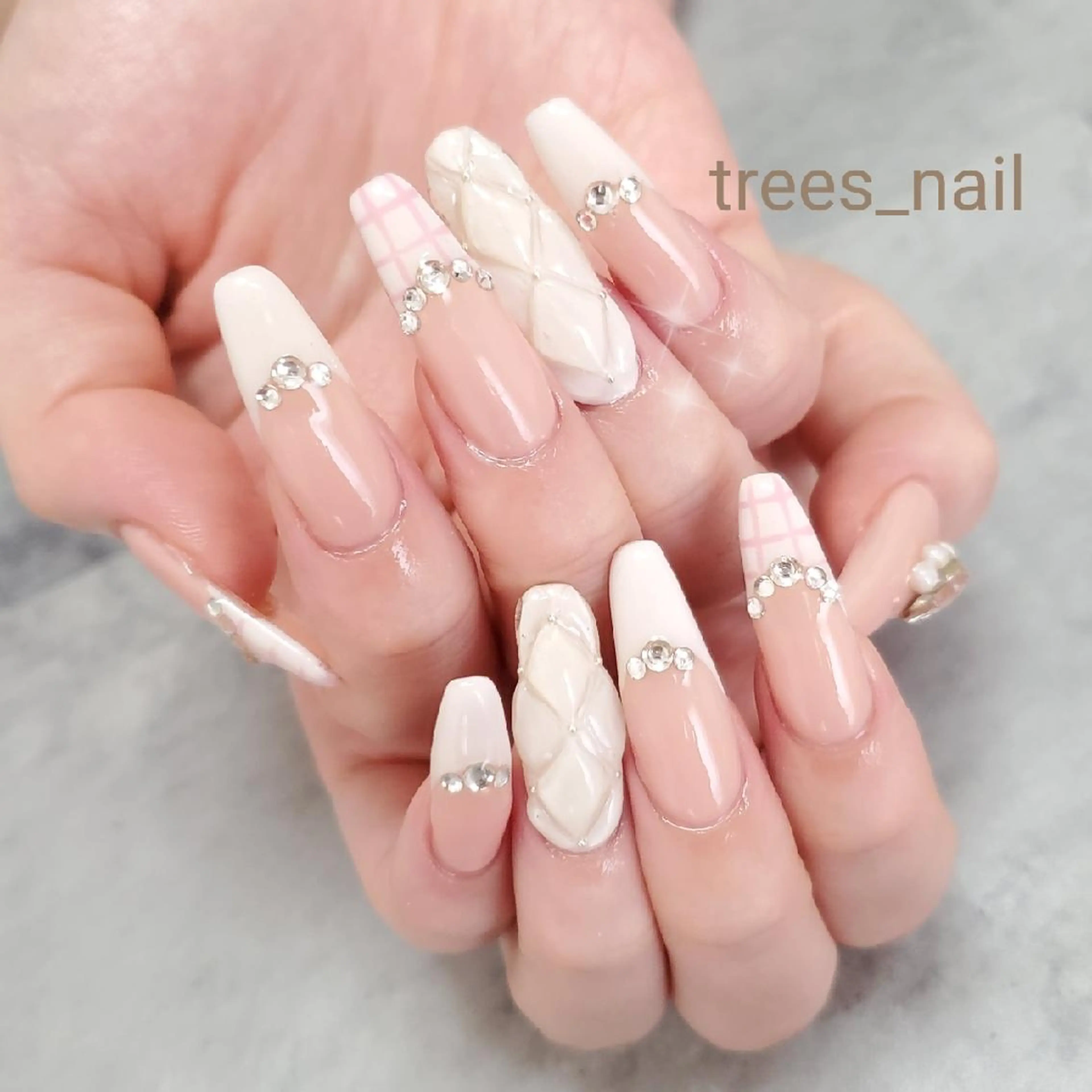 ネイル trees_ nailのネイルデザイン