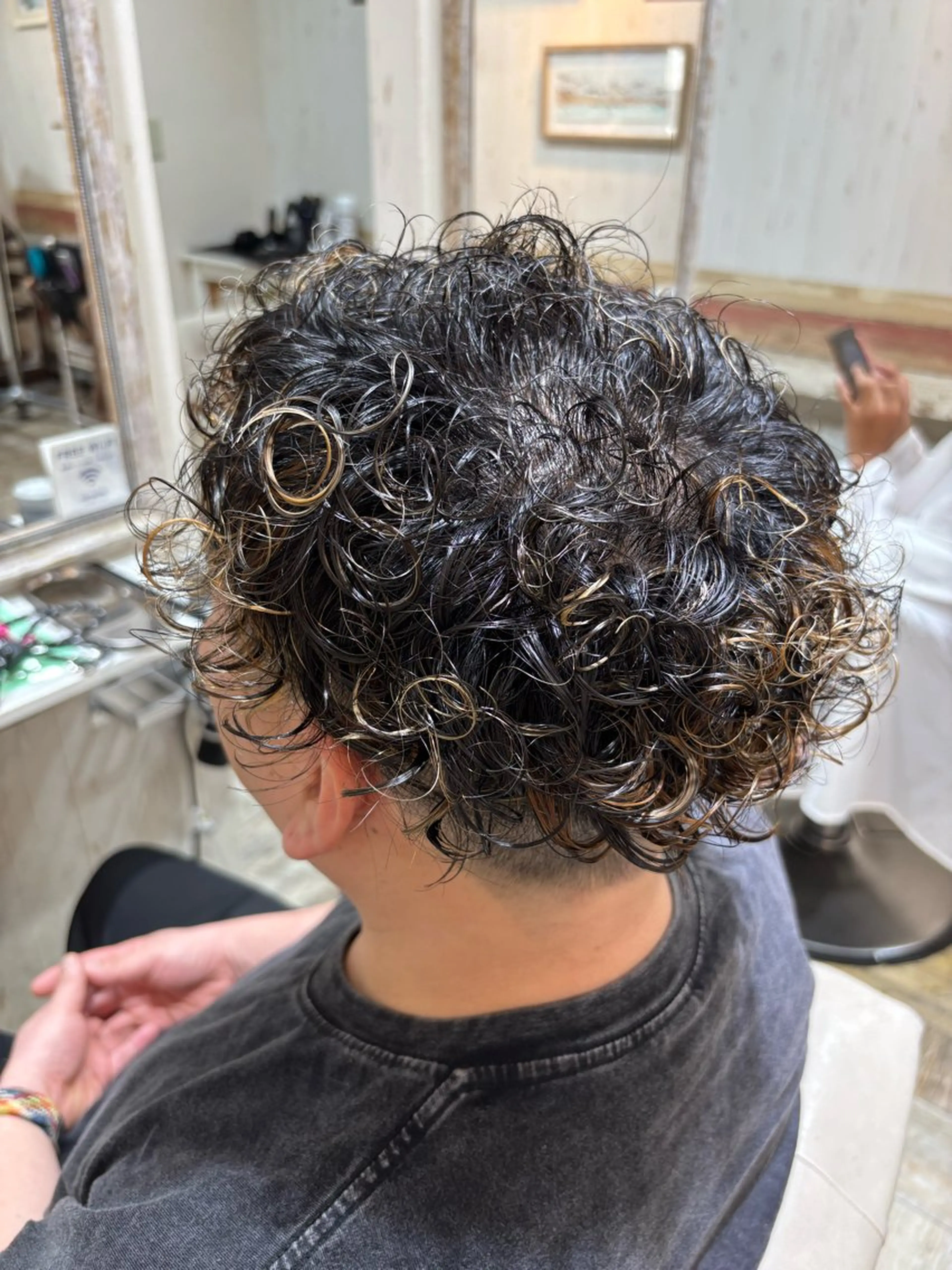 ショート パーマ メンズ メンズブリーチ メンズパーマ カット パーマ 桜木町メンズ/垢抜け /💥ルキのヘアスタイル