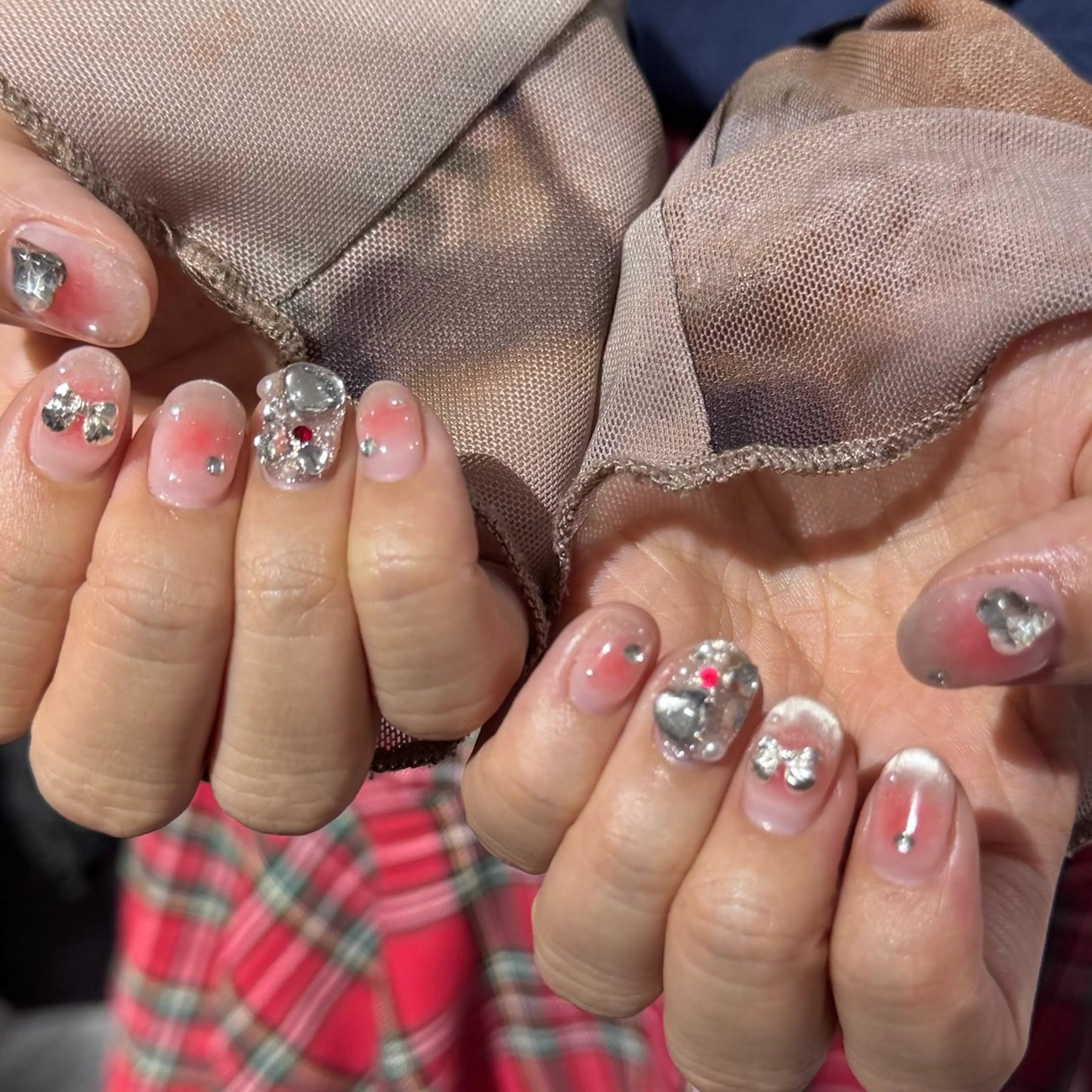 ミディアム 小川 柚香のネイルデザイン