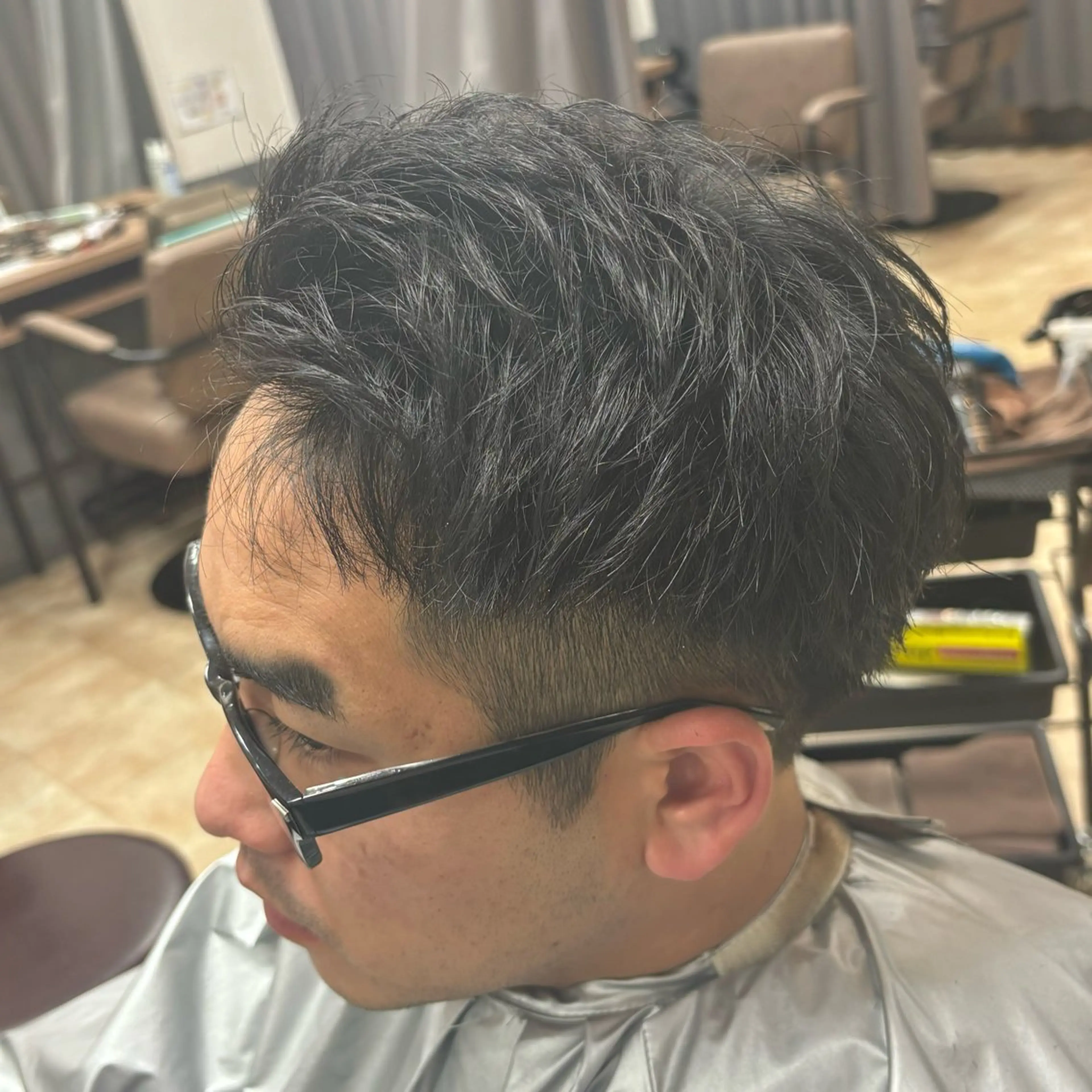 ショート メンズ アップバング ツーブロック 刈り上げ カット 竹内滉太 当日予約⭕️のヘアスタイル