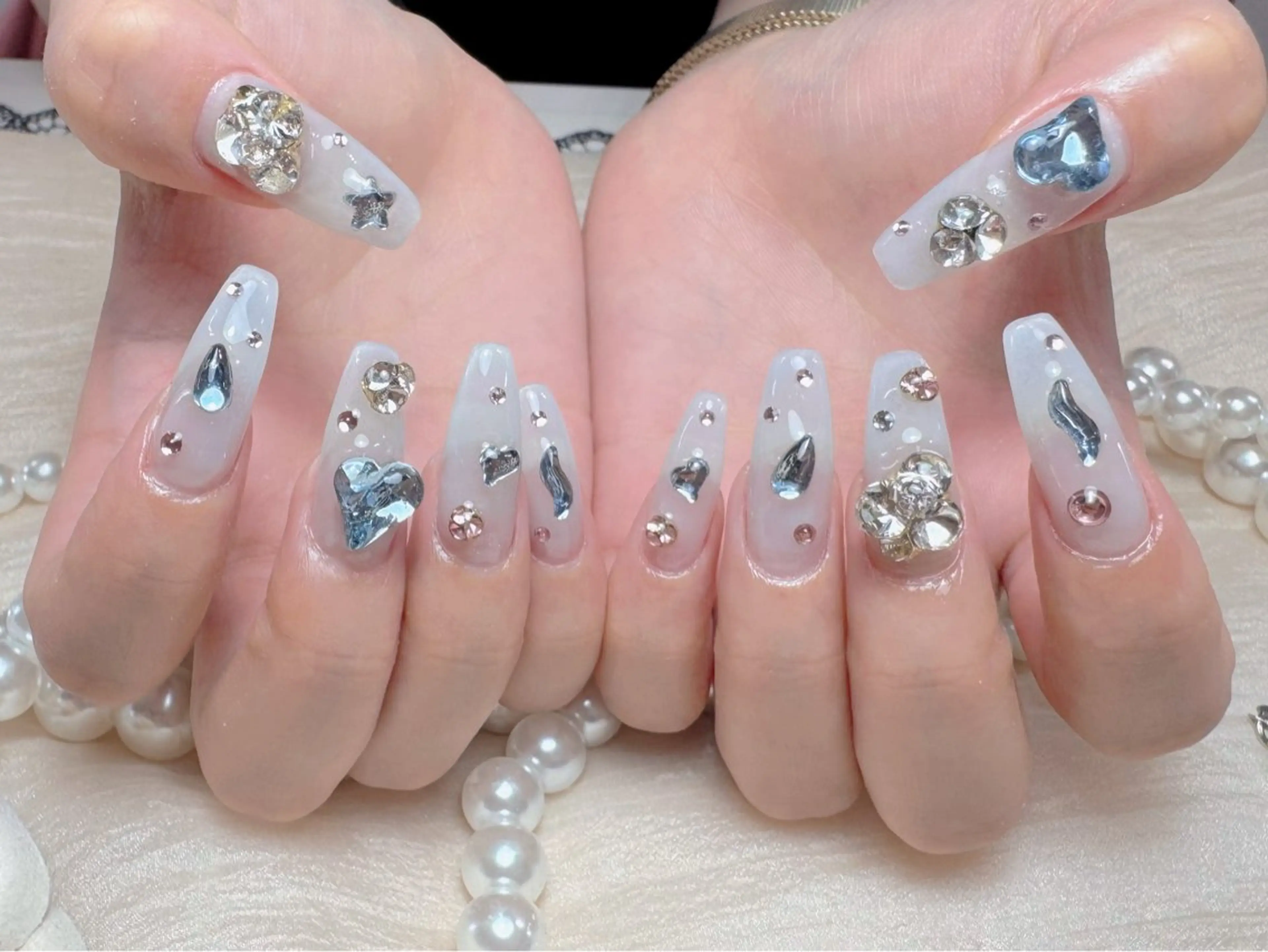 ネイル マジックミラー所属・マジック ミラーのネイルデザイン