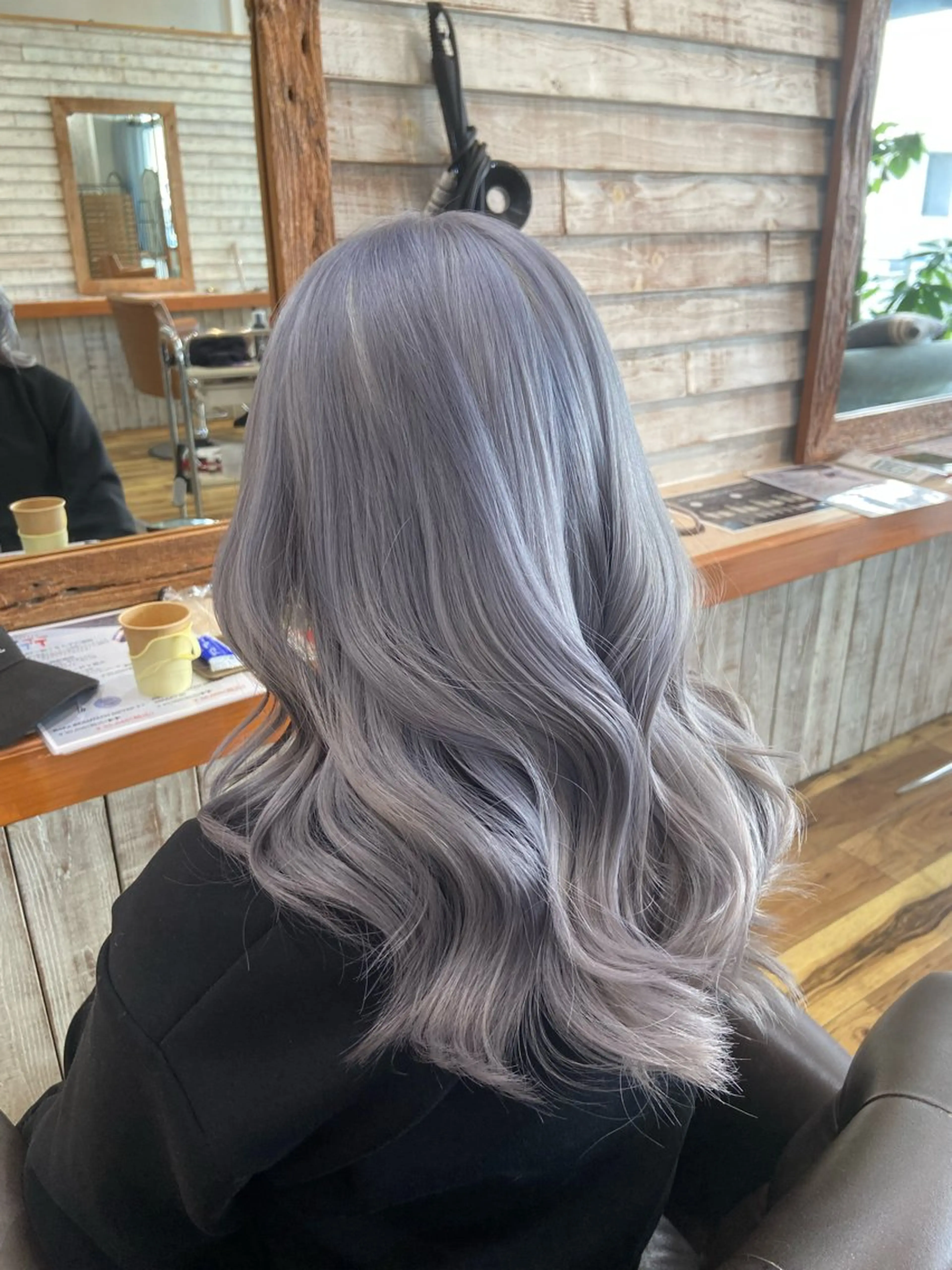 セミロング カット トリートメント 舩尾 凌のヘアスタイル