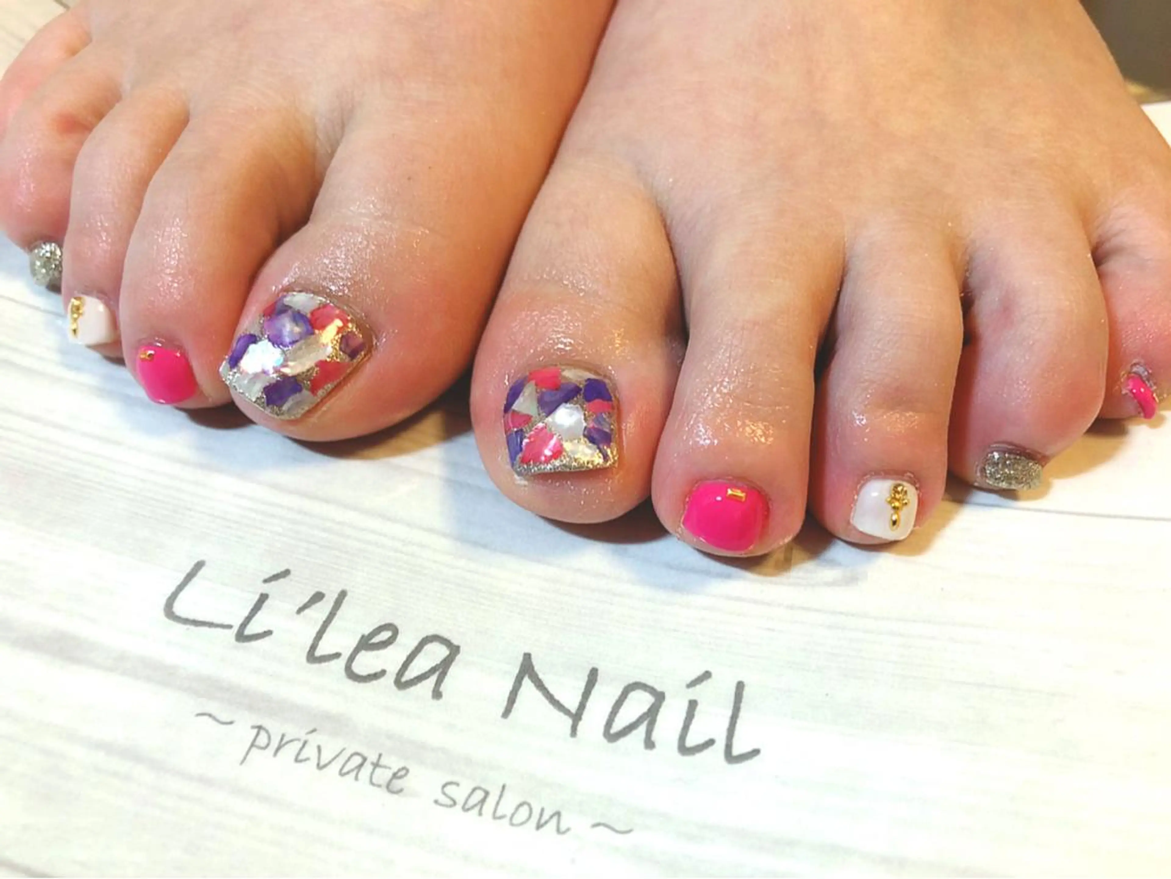 ネイル Li'leaNail AINAのネイルデザイン