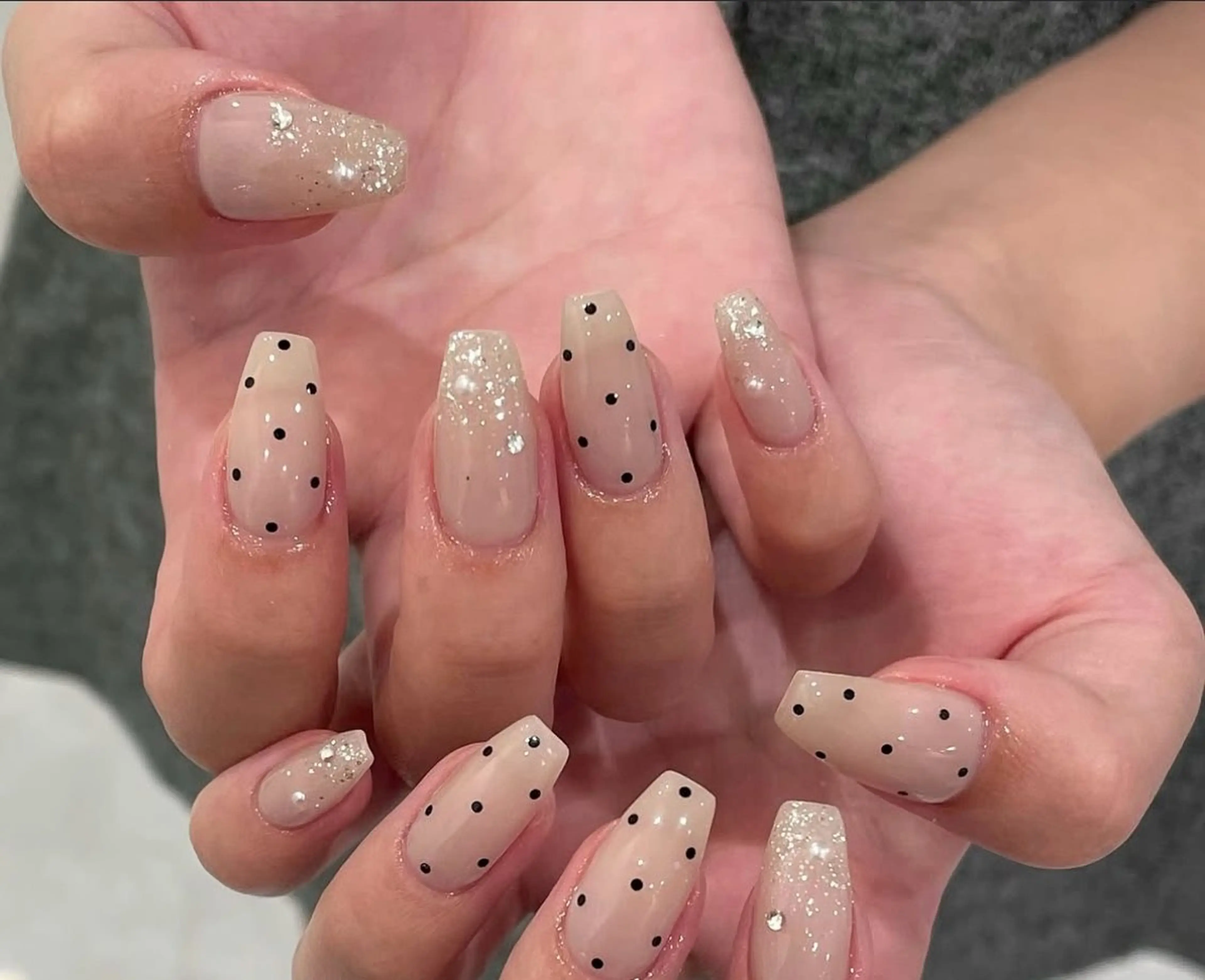 ネイル グラデーション ラメ(グリッター) 持ち込み ハンドネイル JISOO ANA.CHUOのネイルデザイン