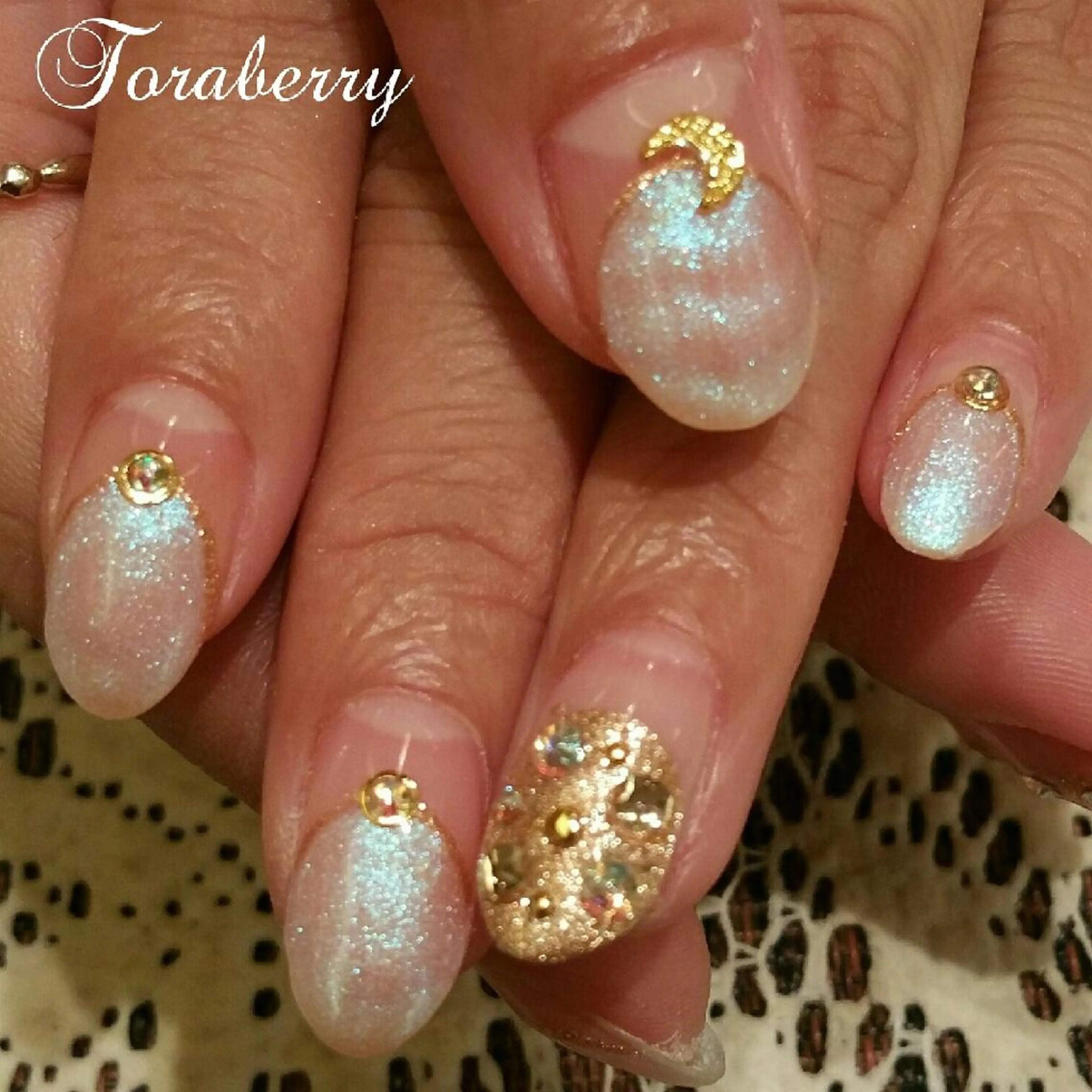 ネイル フレンチネイル ハンドネイル ネイリスト なつみのネイルデザイン