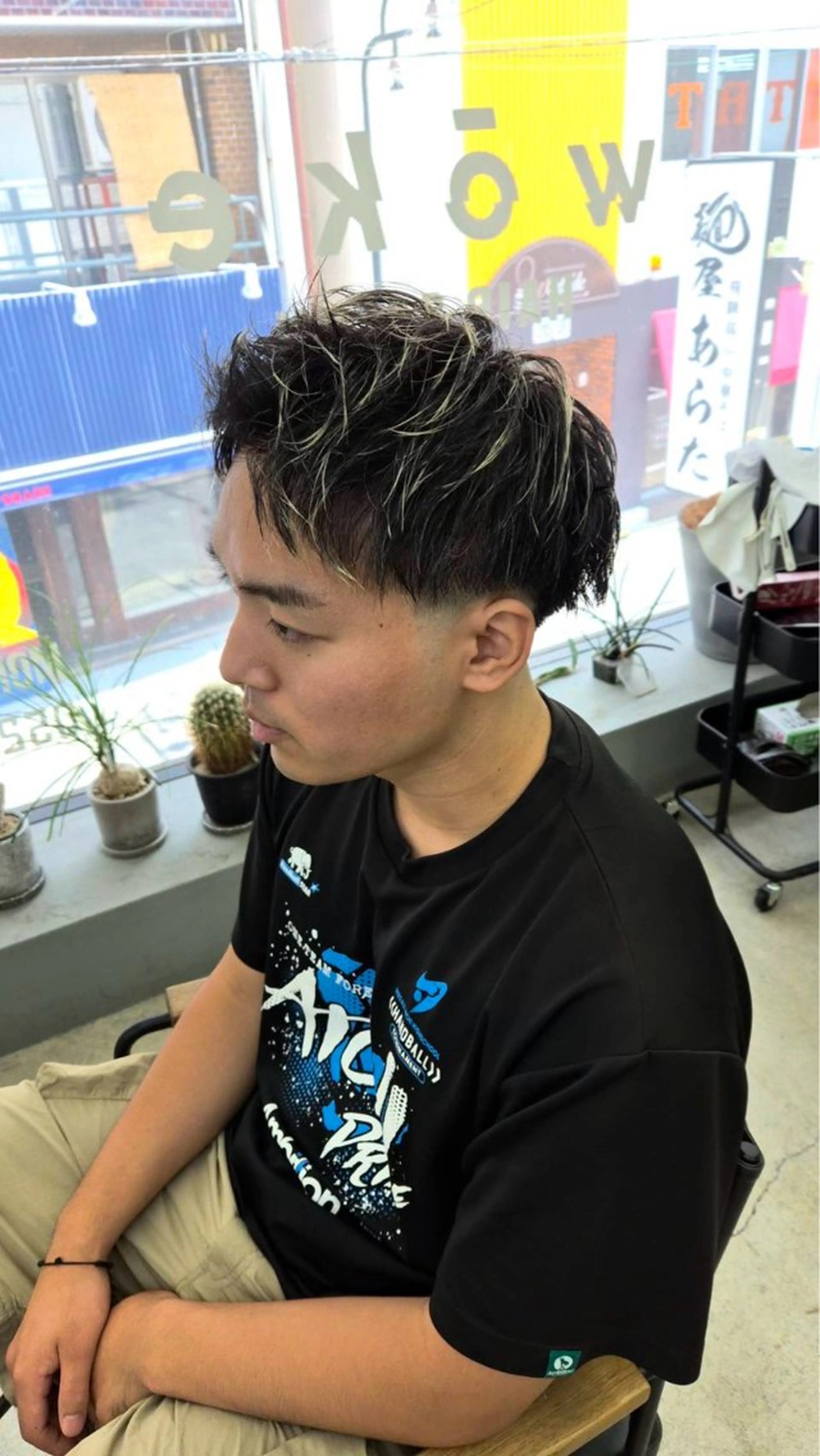 ショート カラー メンズ カット ヘアカラー メンズ専門サロン wokeのヘアスタイル