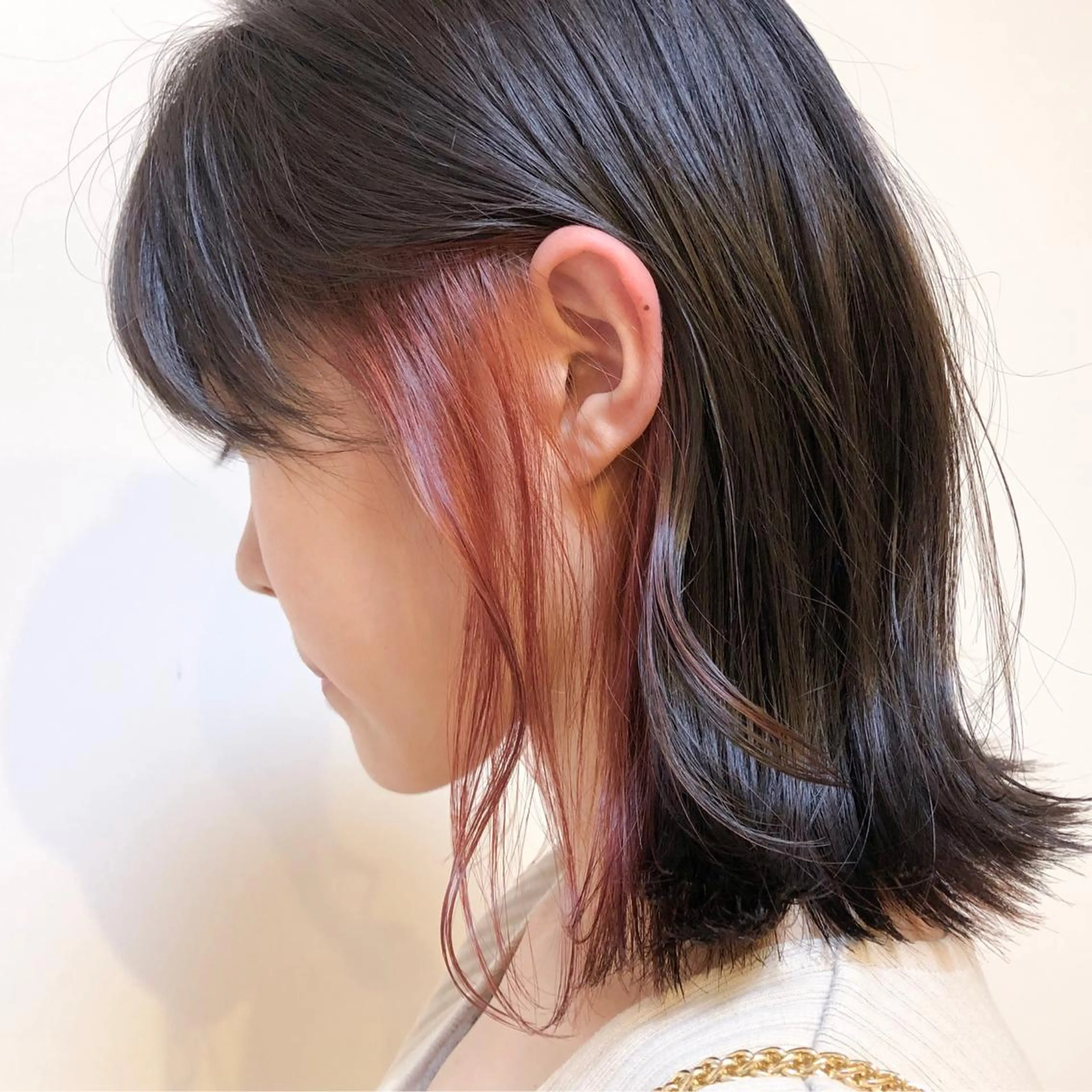 ショート カラー インナーカラー ピンクカラー 尾籠 美幸 （オゴモリ ミユキ）のヘアスタイル