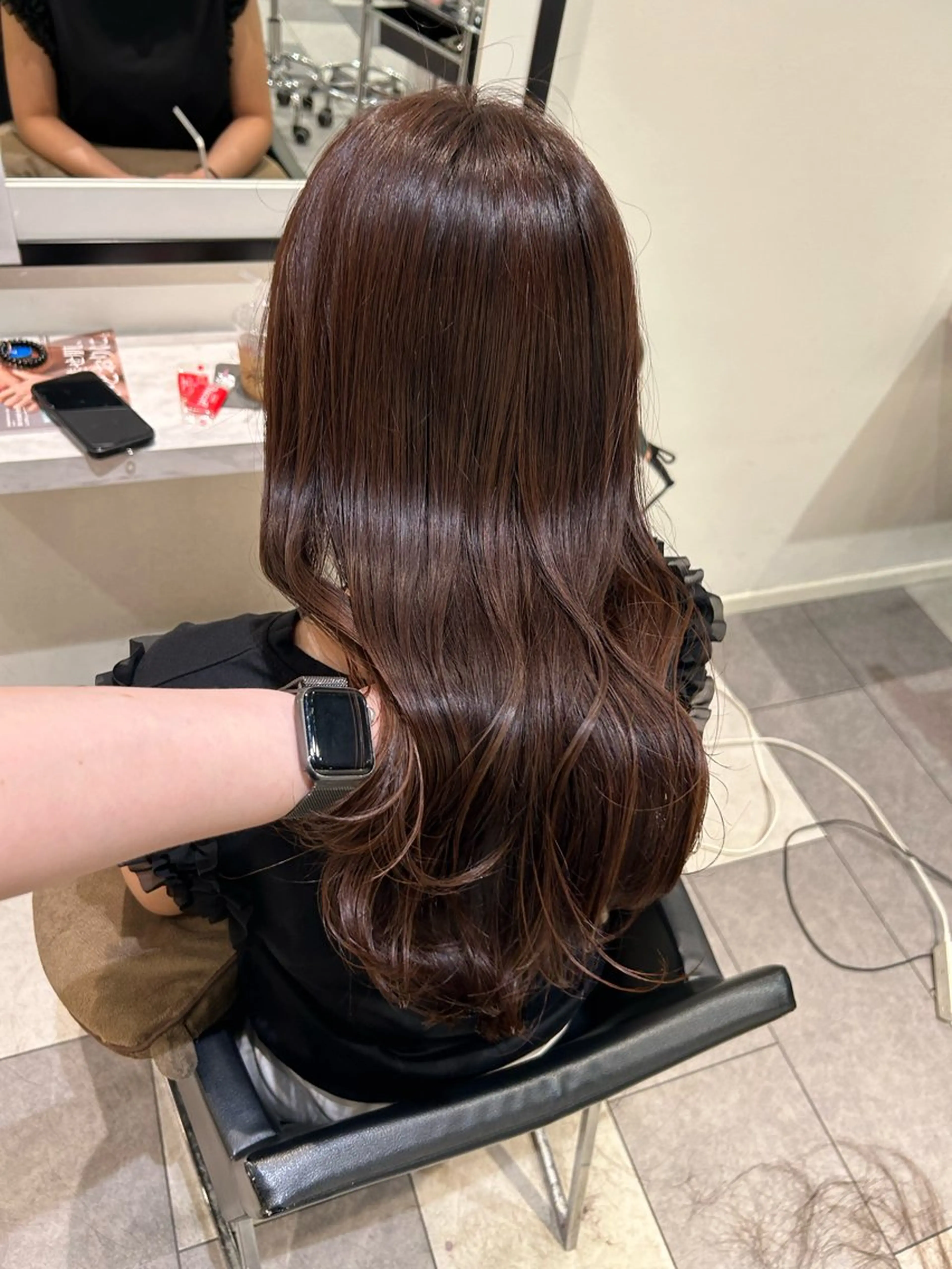 ロング カラー ブリーチ 透明感カラー グレージュ ブリーチなしカラー オリーブグレージュ カット ヘアカラー トリートメント 美髪矯正/ 伊藤 更のヘアスタイル