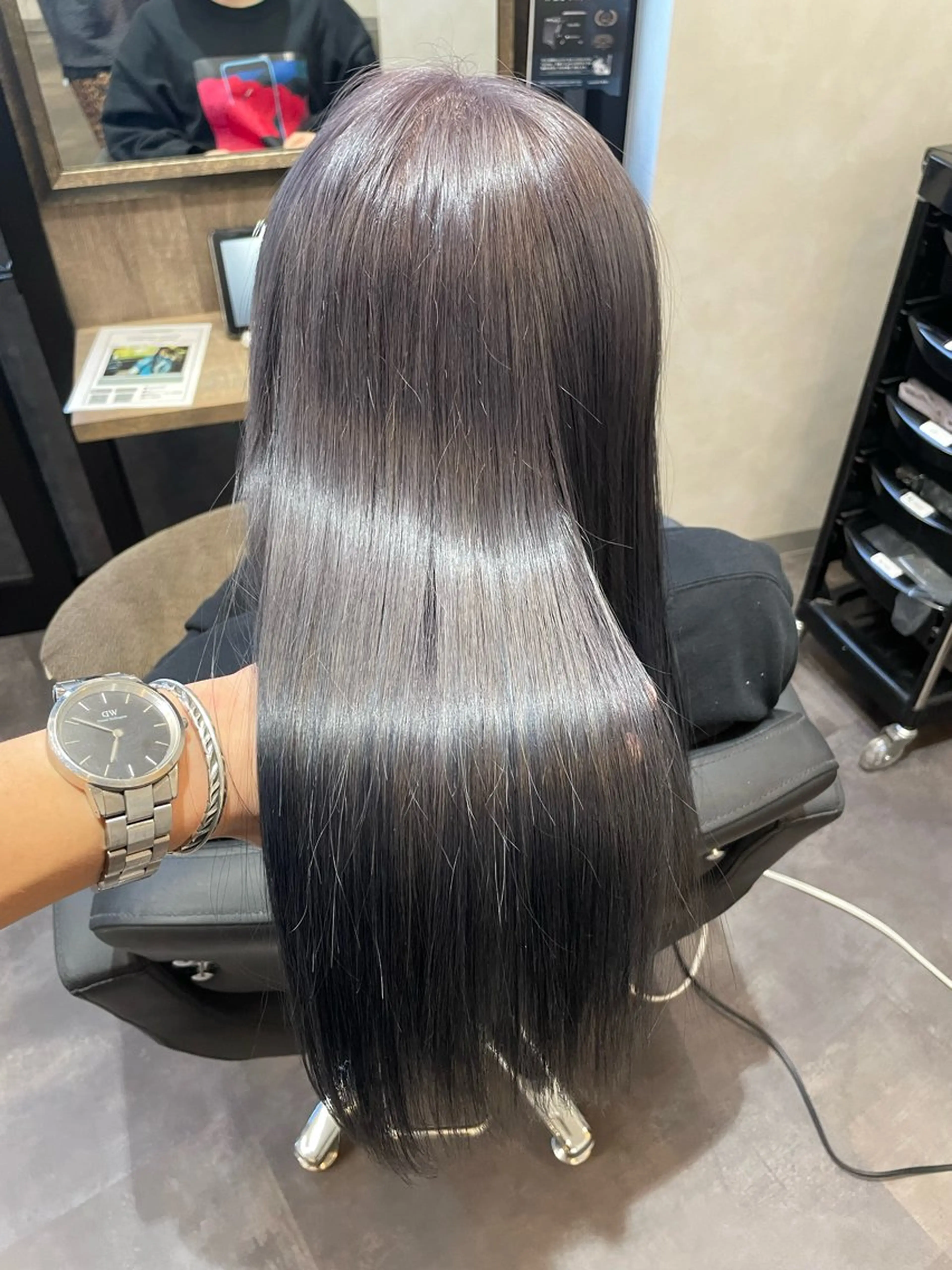 ロング 【髪質改善】 【酸性ストレート】のヘアスタイル