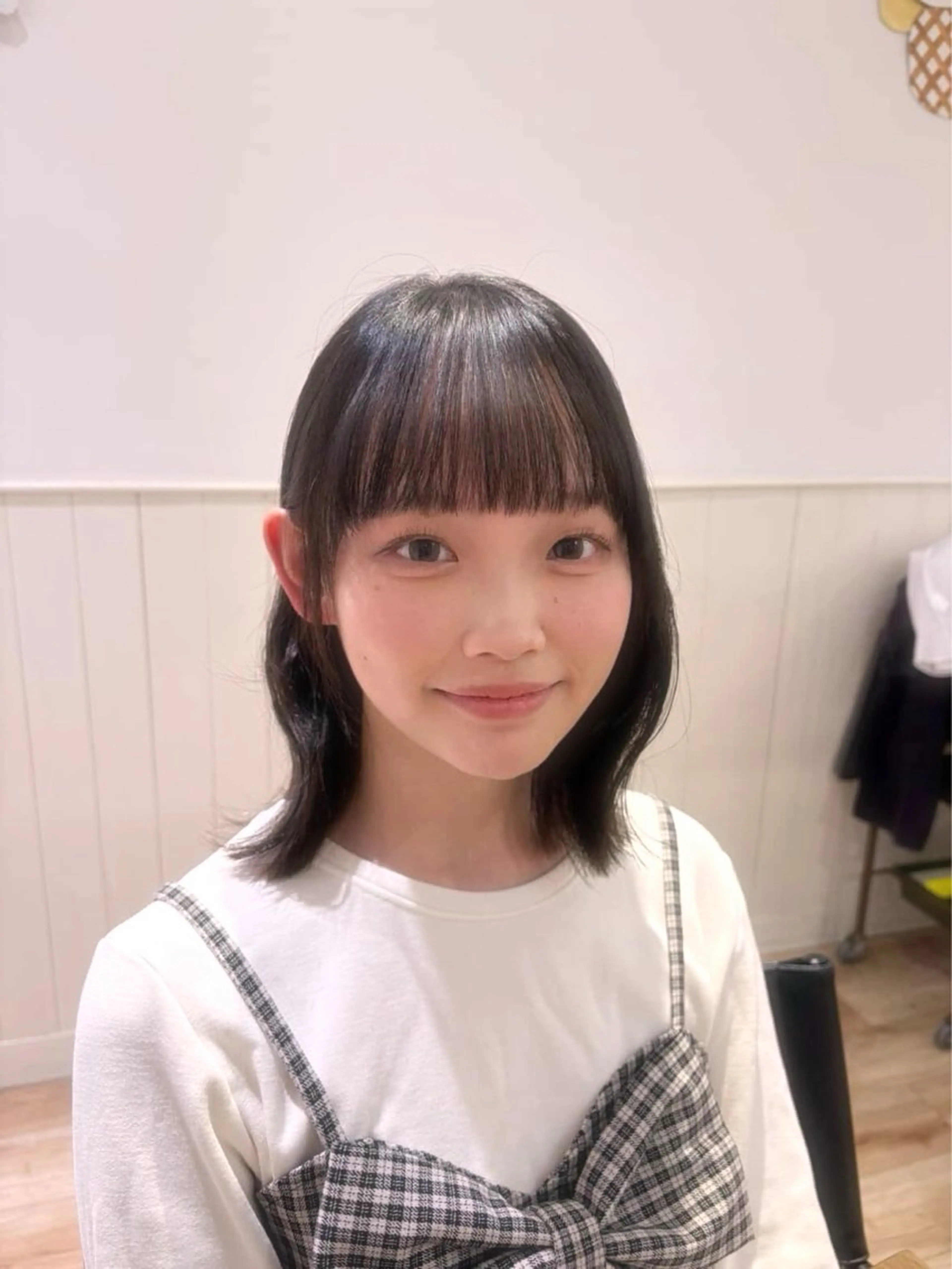 ミディアム カット ヘアカラー えんどう ゆめはのヘアスタイル