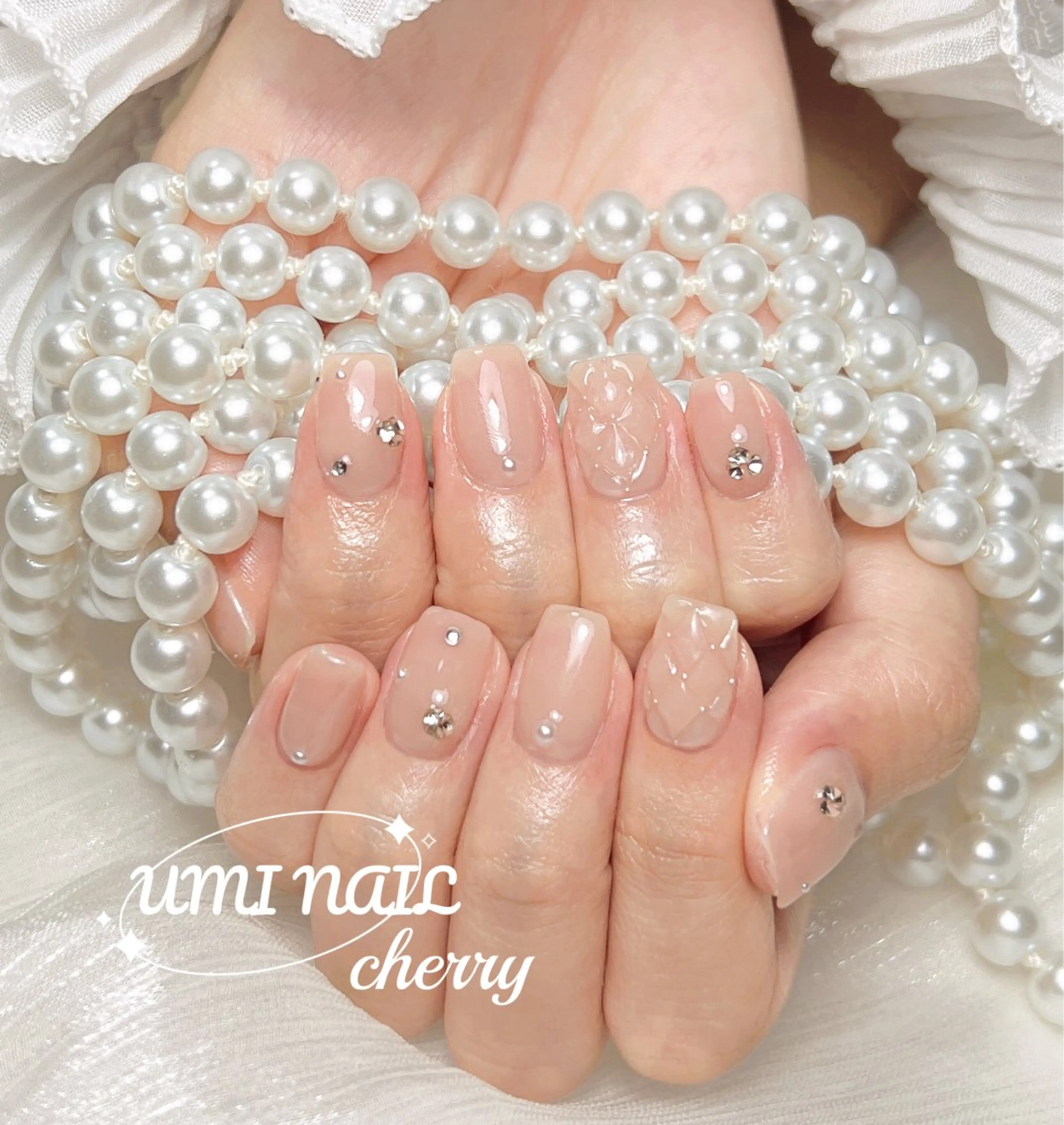 ネイル アートネイル ジェルネイル グラデーション 持ち込み オフィスネイル ハンドネイル ハンドケア LUXE NAIL SALONのネイルデザイン
