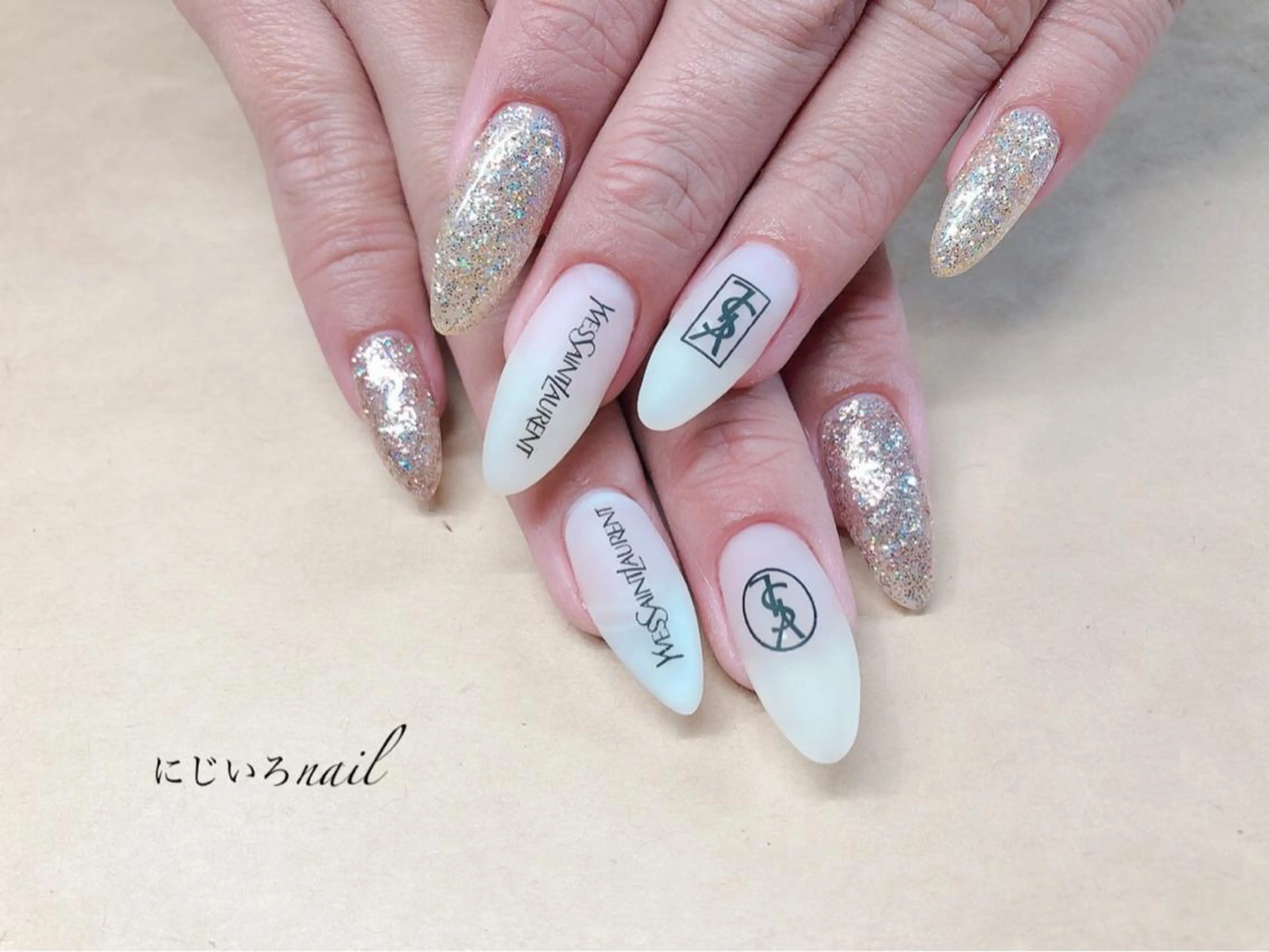 ネイル にじいろ nailのネイルデザイン