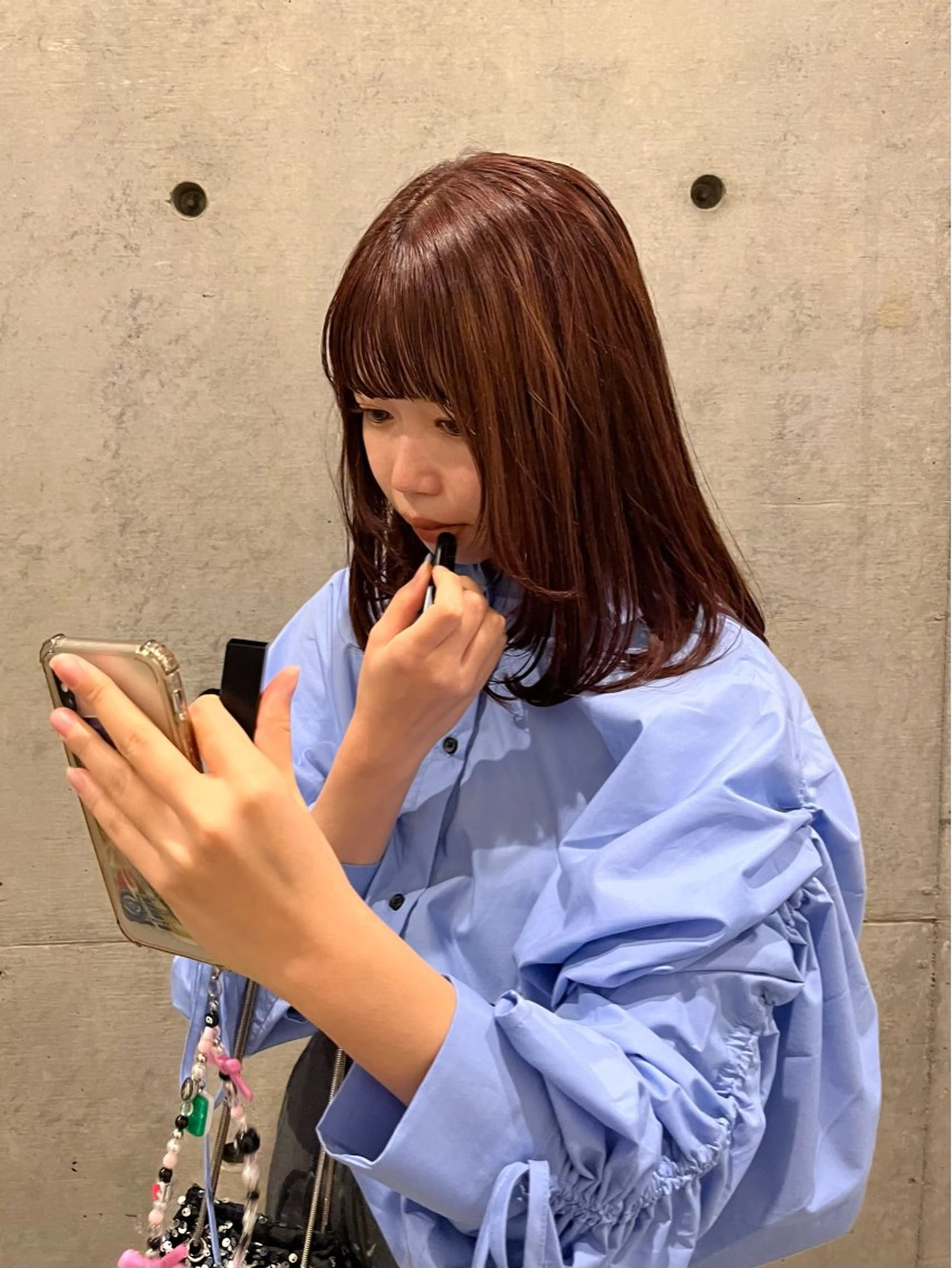 カラー ブリーチ オレンジ ピンクカラー レイヤー/ベージュ mikuのヘアスタイル