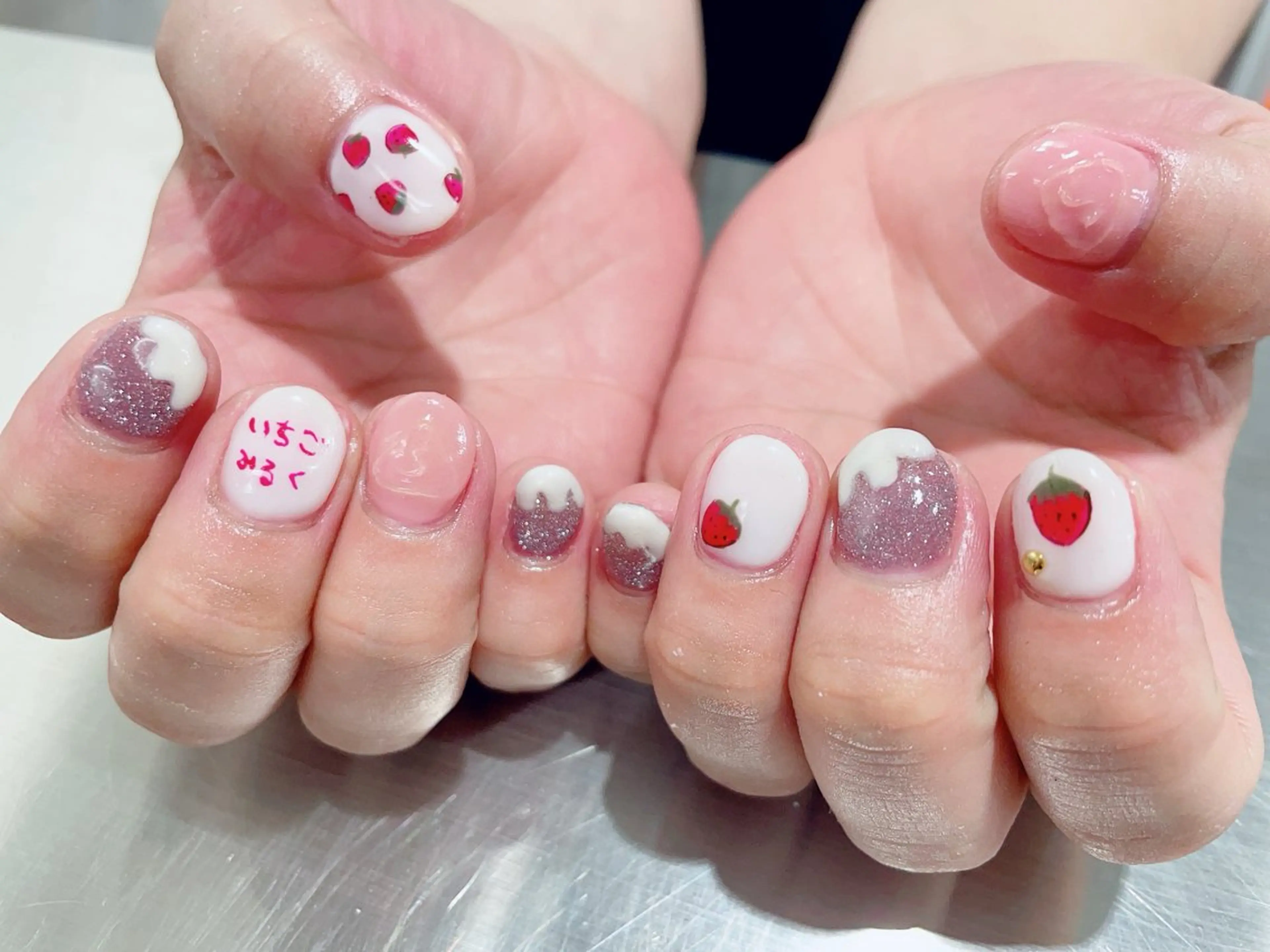 ネイル Amulet 齊藤のネイルデザイン