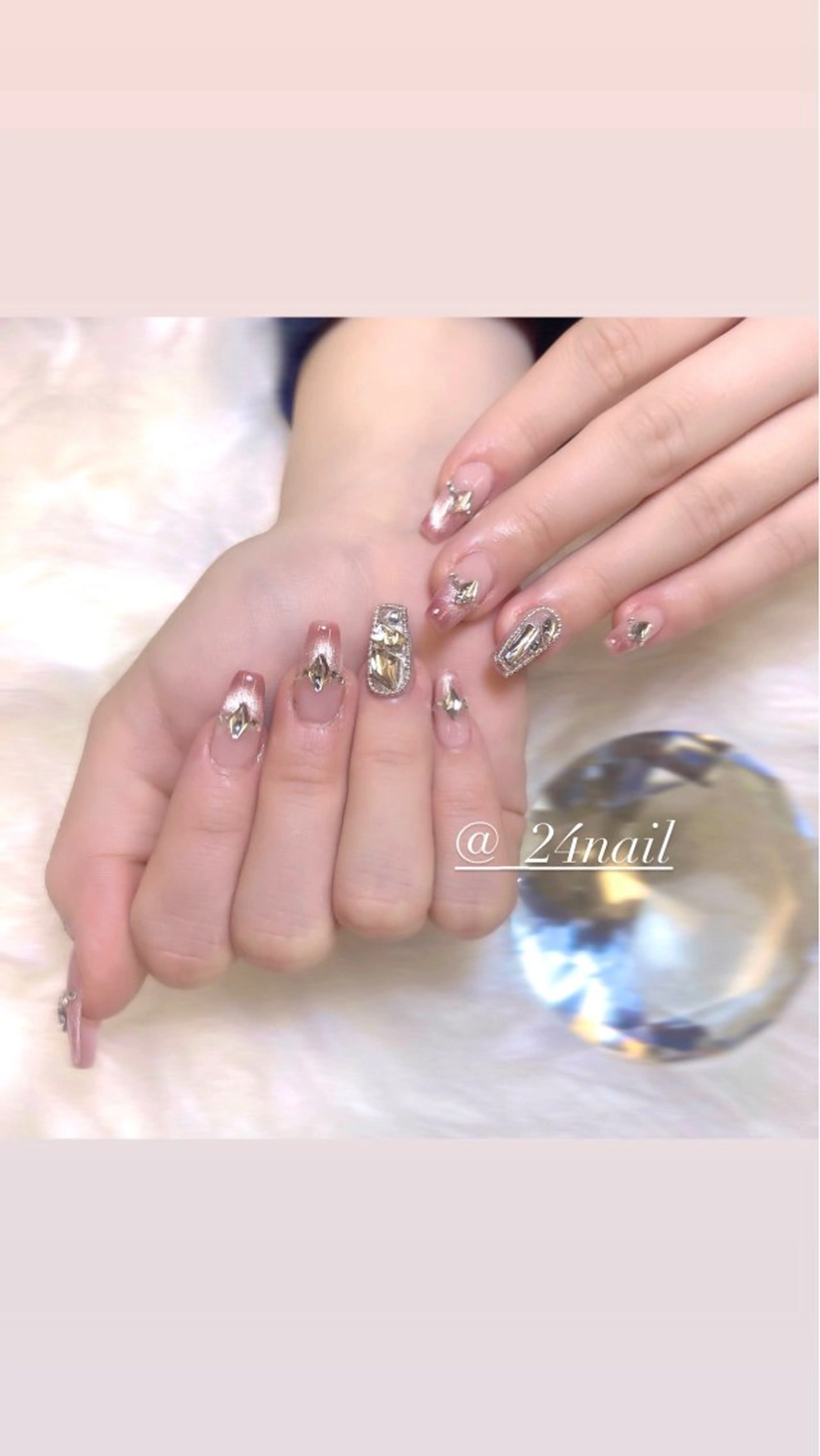 ロング ハンドネイル 24nail所属・24nail Momoka🤍のネイルデザイン