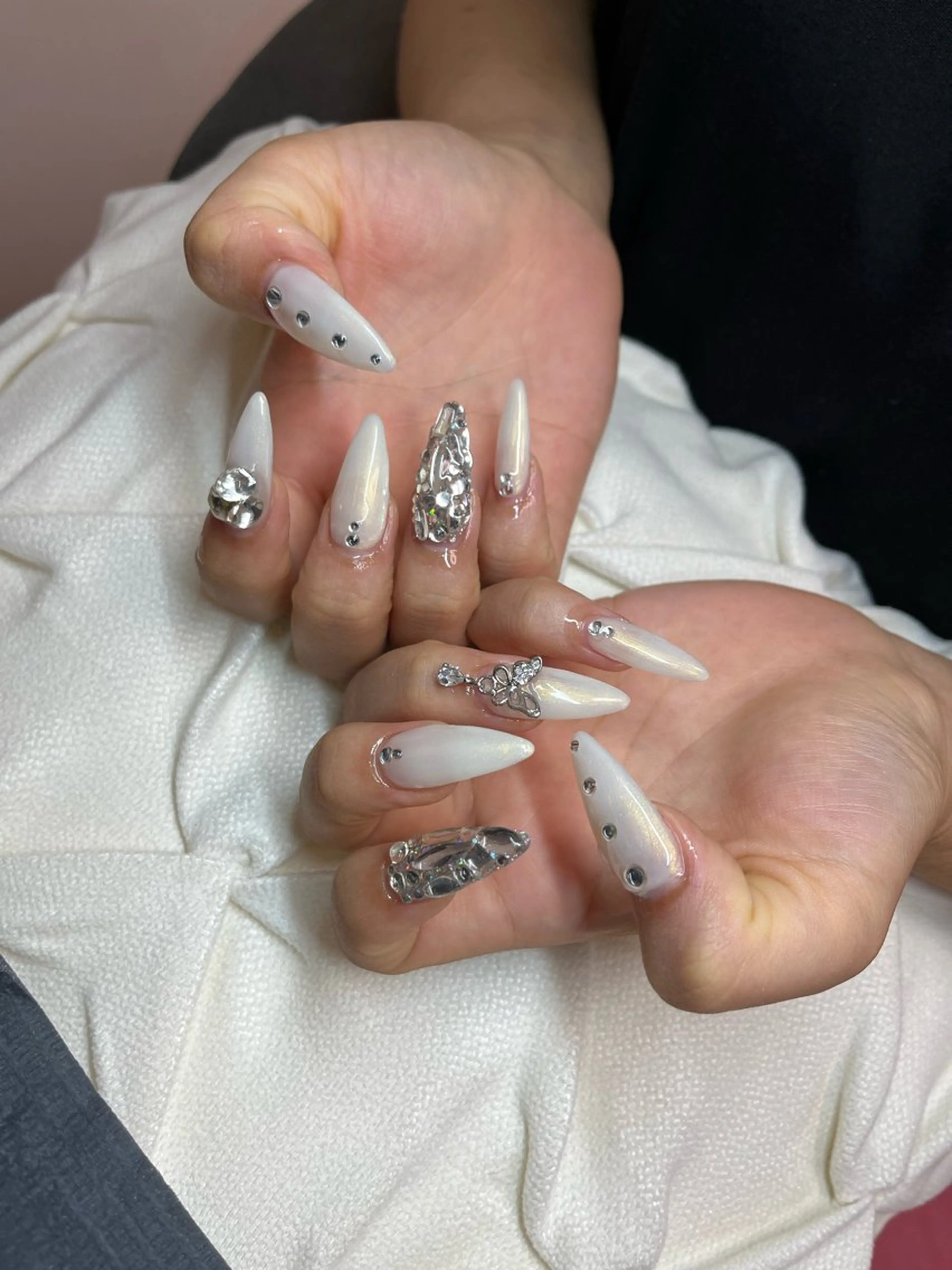ネイル nail.salon .Reversalのネイルデザイン