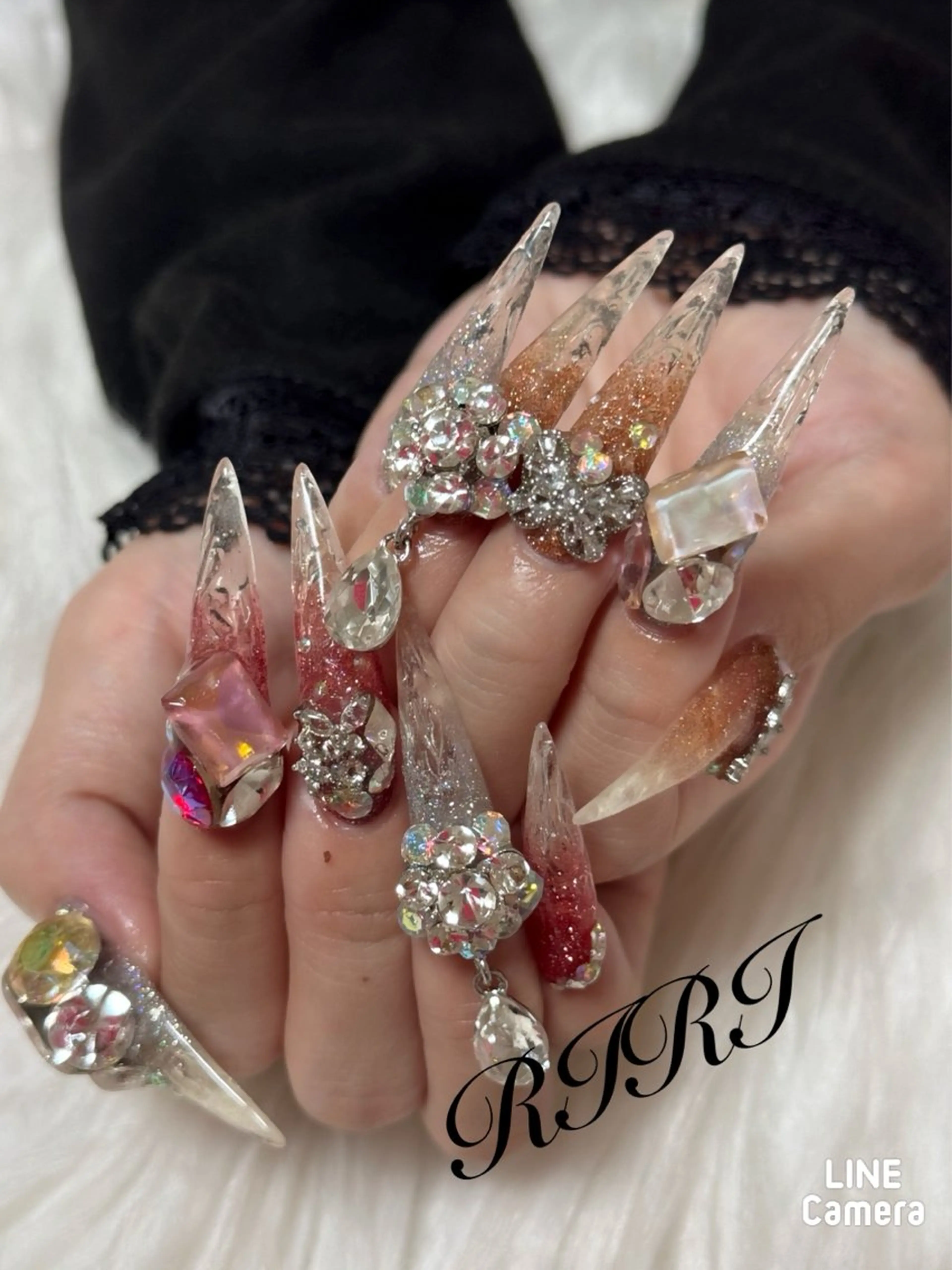 ネイル フラッシュネイル ジェルネイル ロングネイル スカルプネイル シンプルネイル ハンドネイル riri オーナーのネイルデザイン