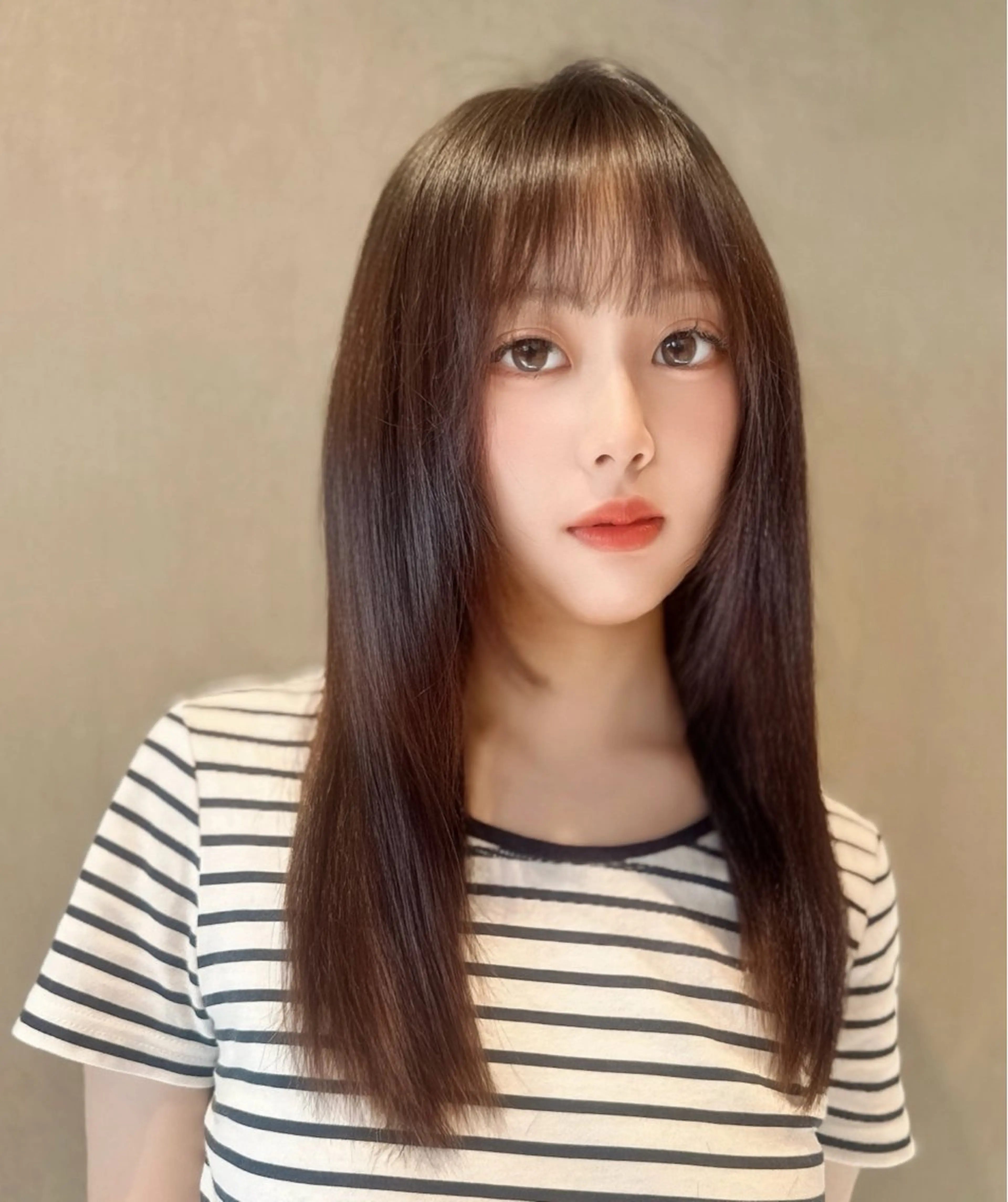 セミロング カット ヘアカラー 村井 隆仁のヘアスタイル